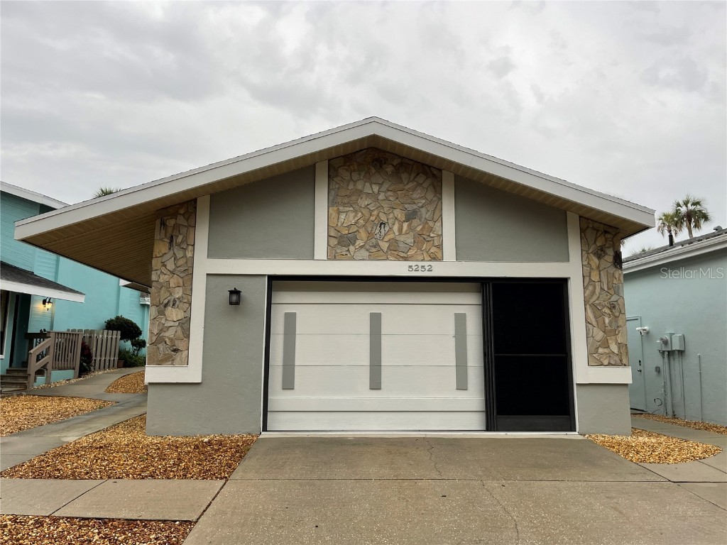 5252 S Riverview Circle Homosassa FL 34448 - HOMASASSA RIVER L4928639 image1