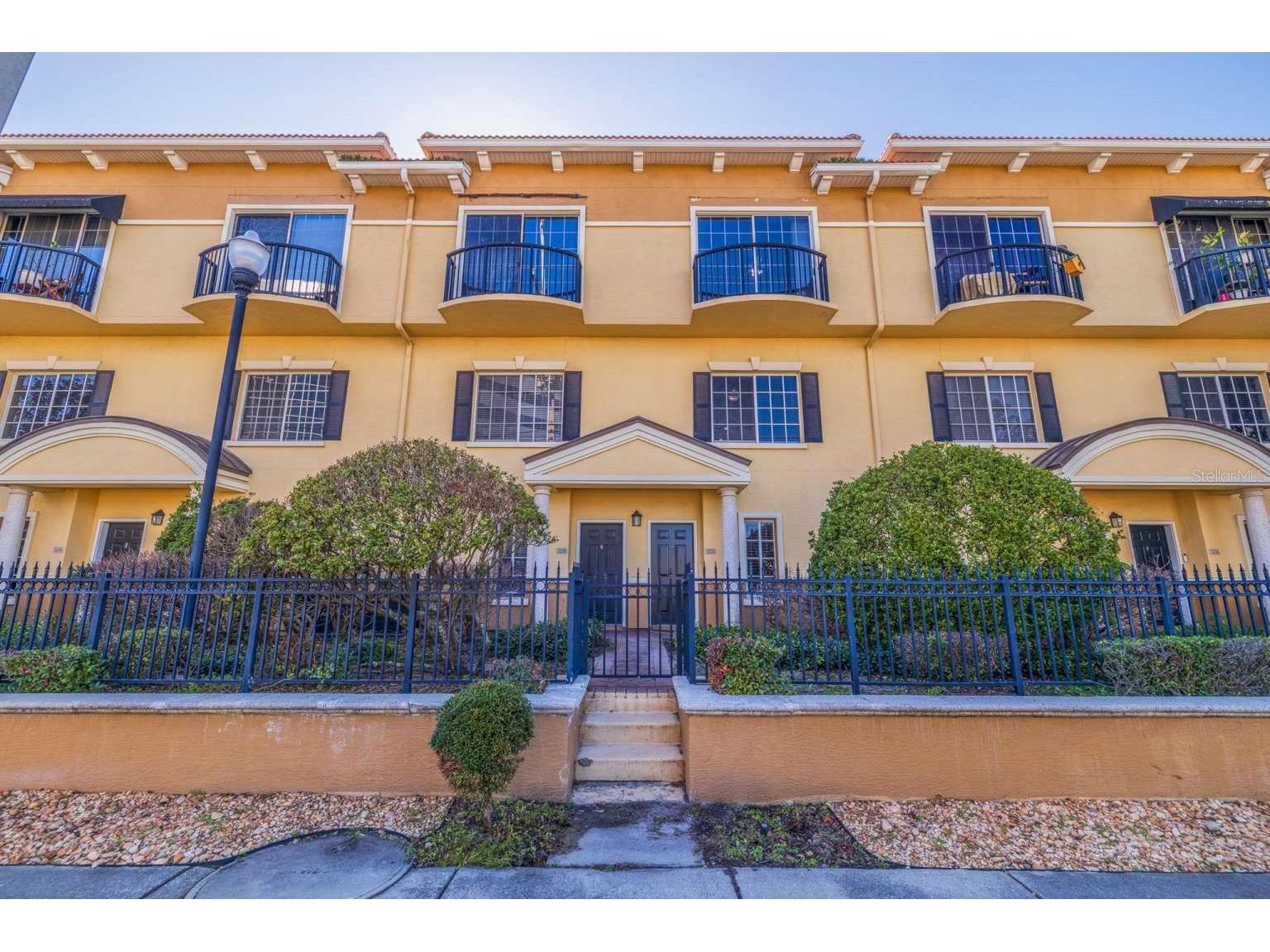 5252 W Kennedy Boulevard Tampa FL 33609 TB8503444 image1