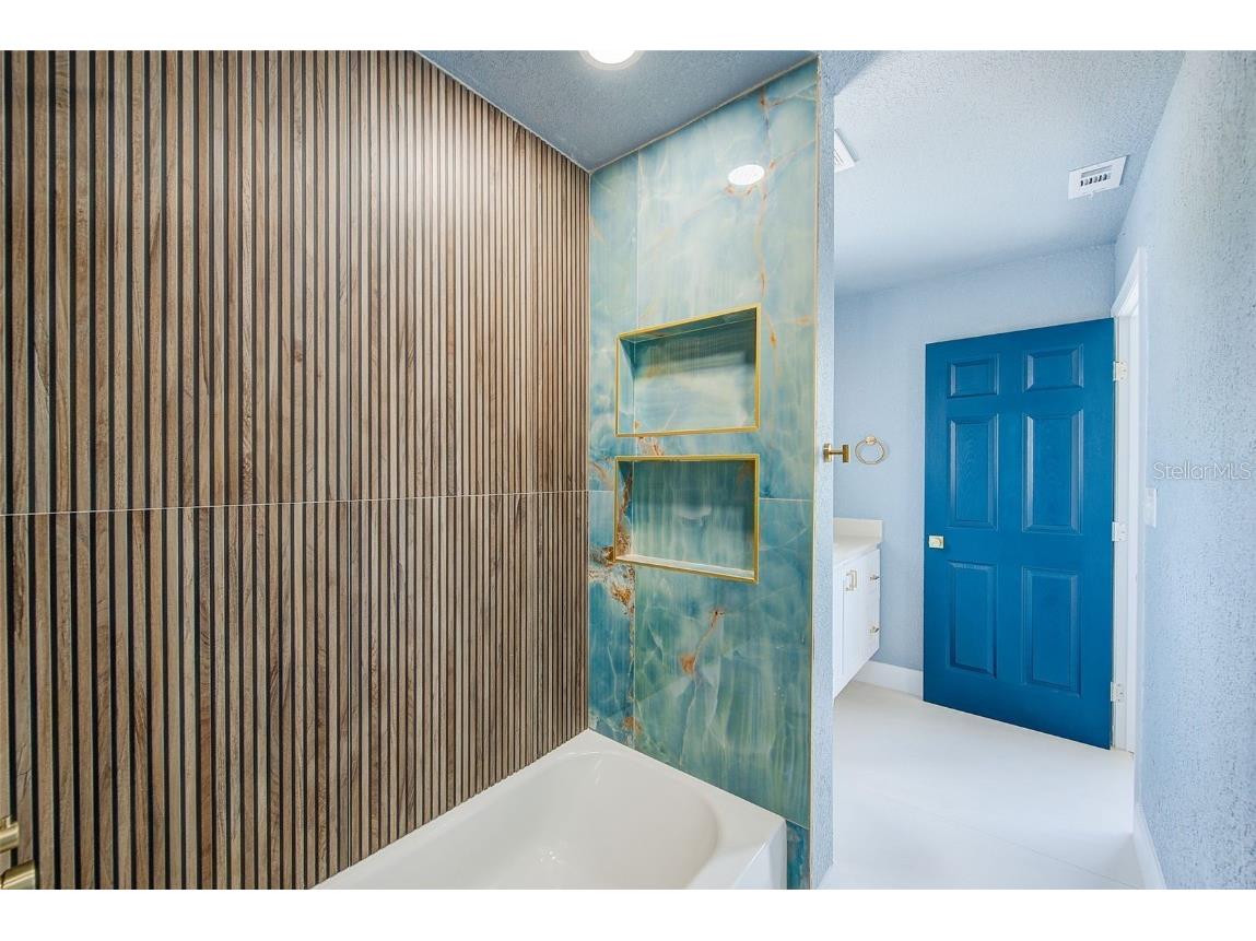 5253 Boardwalk Street Holiday FL 34690 - CANDLEWOOD CANAL TB8400509 image3