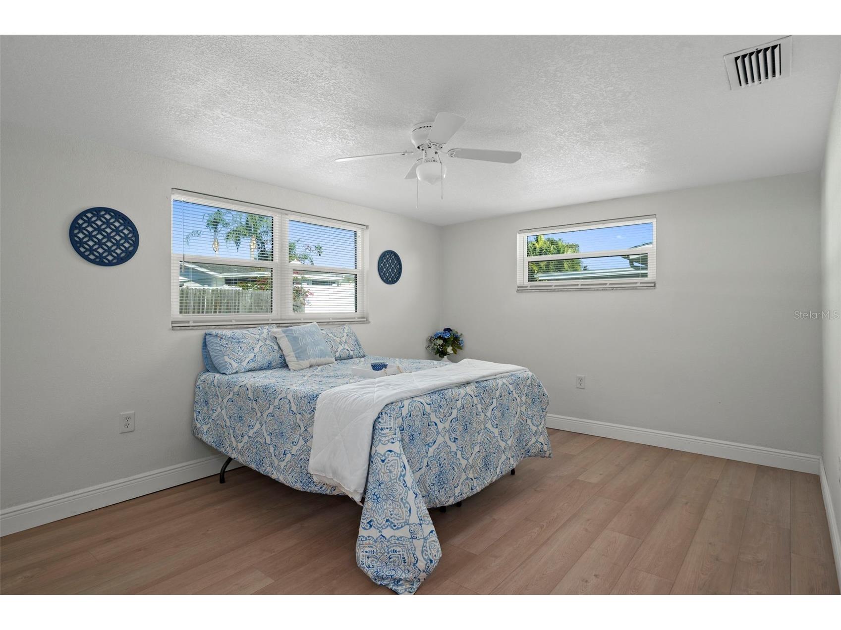 5253 Falcon Drive Holiday FL 34690 W7881794 image5