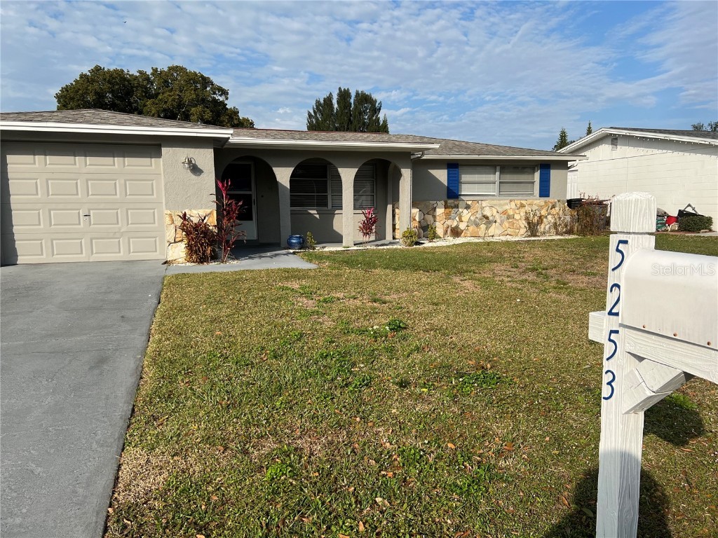 5253 Penguin Drive Holiday FL 34690 U8226590 image1
