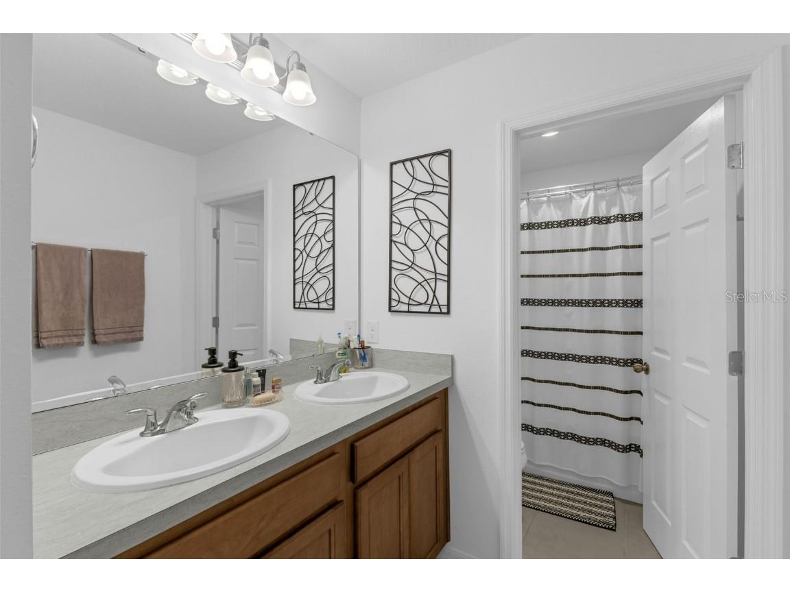 5253 Royal Point Avenue Kissimmee FL 34746 O6328624 image21