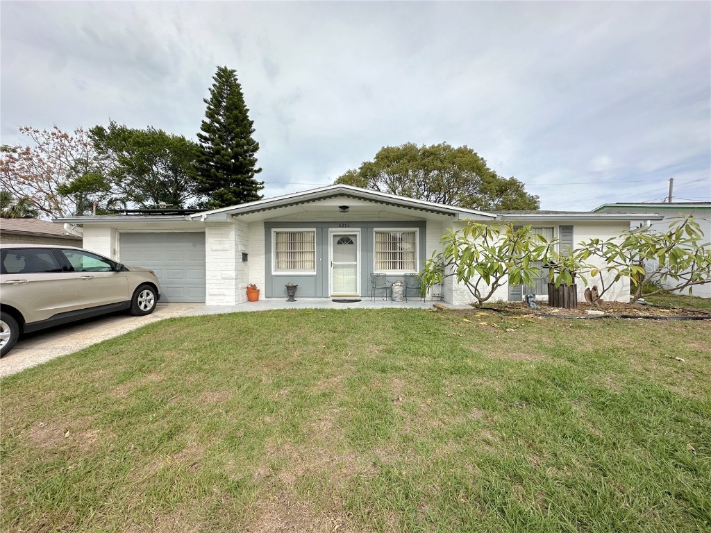 5253 Seafoam Drive New Port Richey FL 34652 W7860469 image1