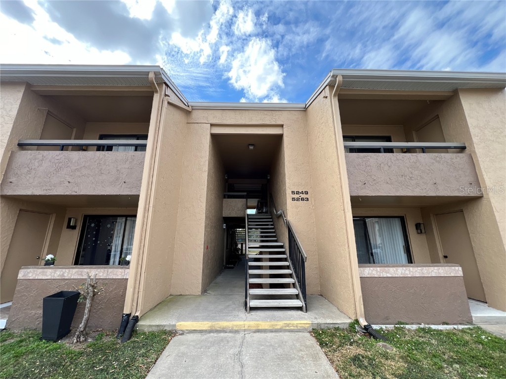 5253 Vineland Road #111 Orlando FL 32811 O6190264 image1