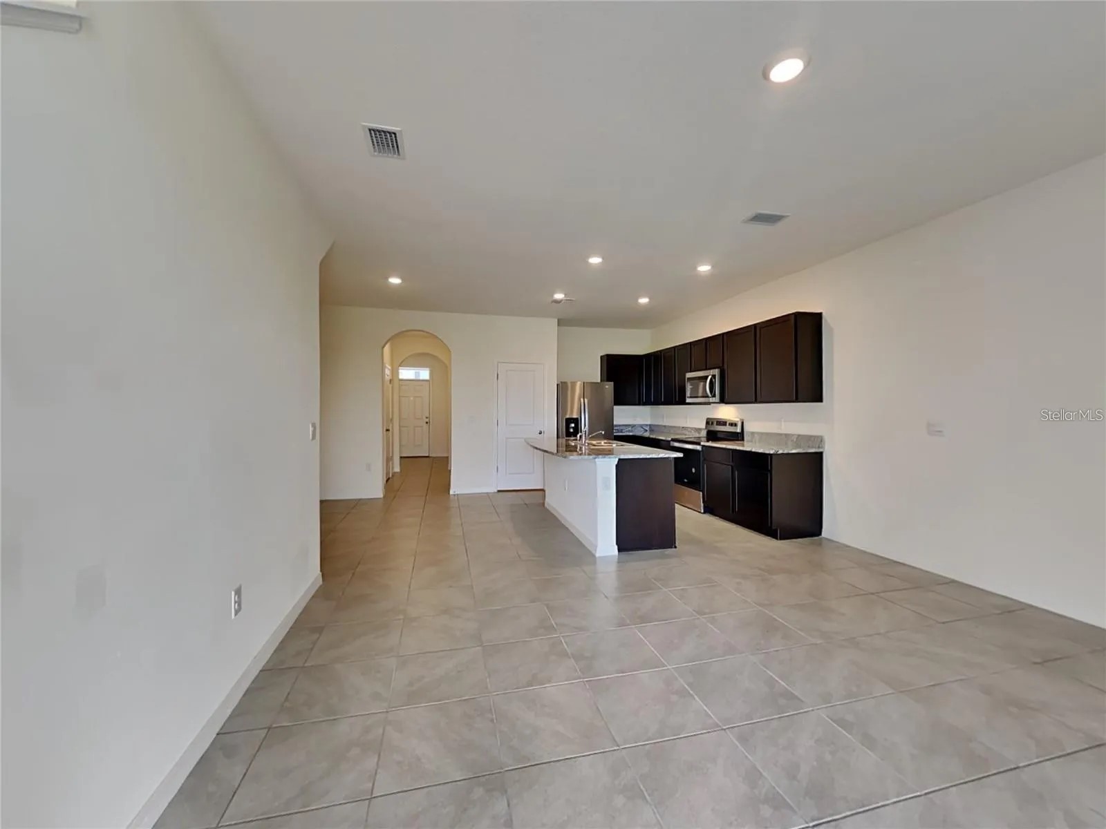5254 Dragonfly Drive Wildwood FL 34785 S5148690 image8