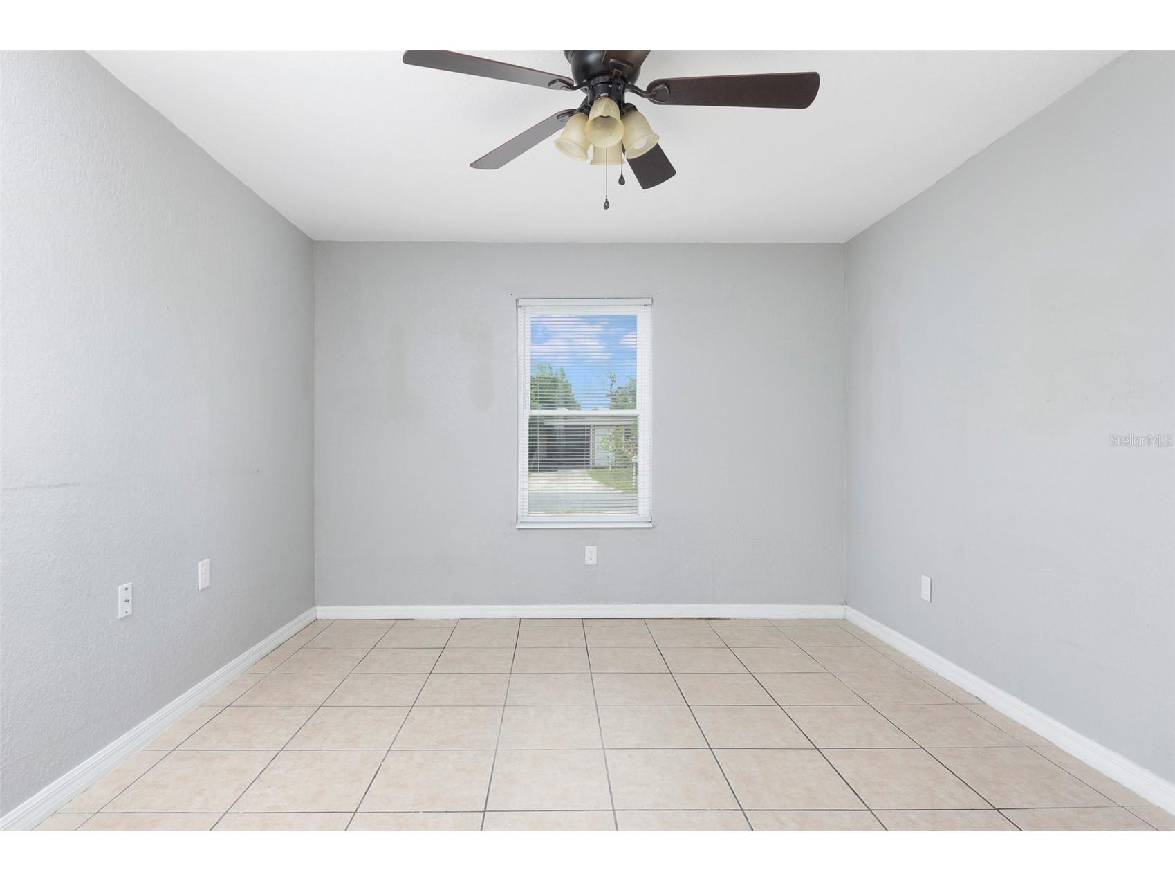 5255 45th Avenue N Saint Petersburg FL 33709 TB8525514 image14