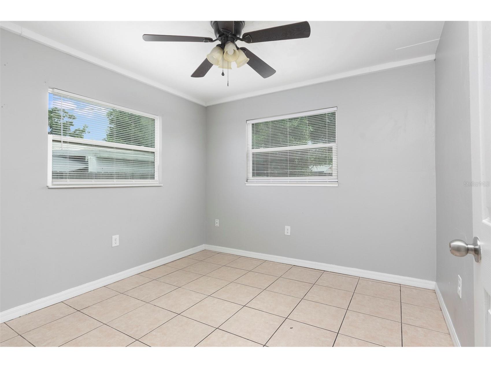 5255 45th Avenue N Saint Petersburg FL 33709 TB8525514 image18