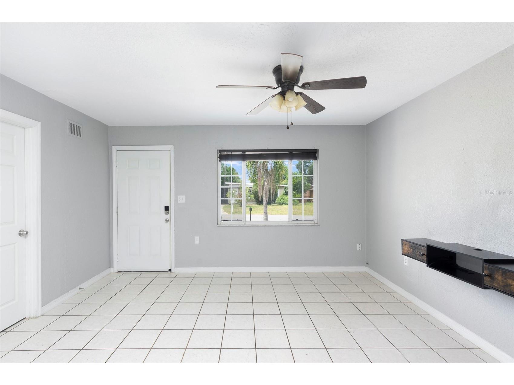 5255 45th Avenue N Saint Petersburg FL 33709 TB8525514 image3