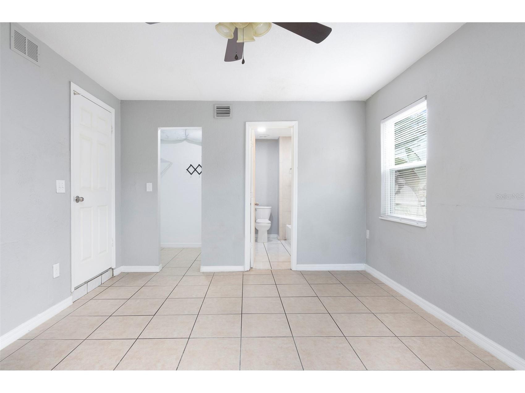 5255 45th Avenue N Saint Petersburg FL 33709 TB8525514 image9
