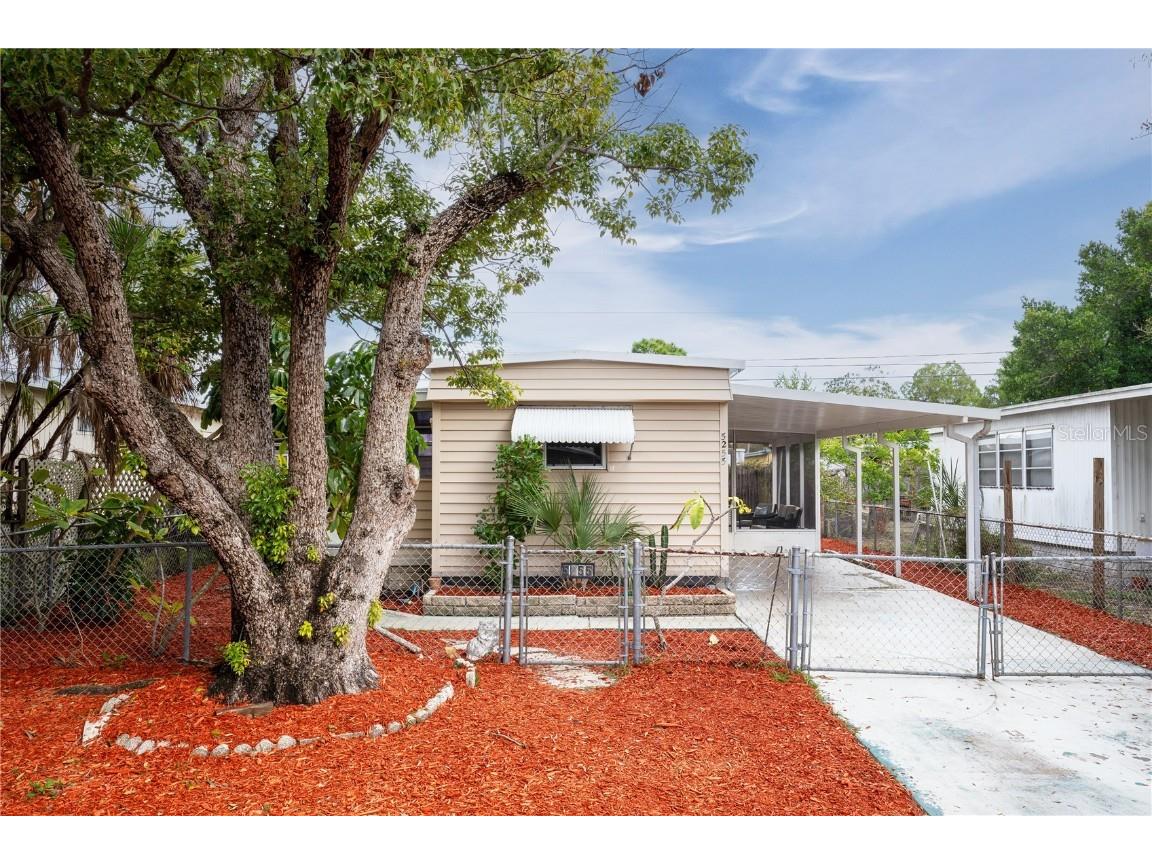 5255 E Park Street N Saint Petersburg FL 33709 U8225030 image1