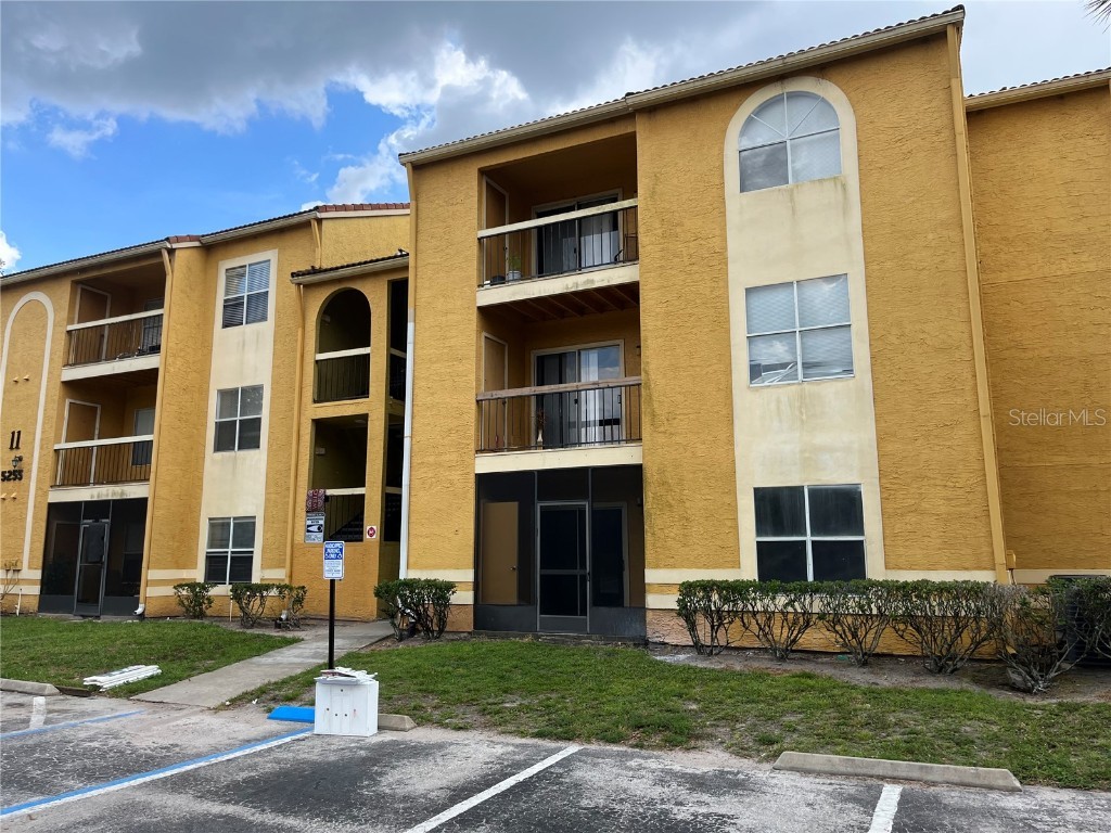 5255 Images Circle #107 Kissimmee FL 34746 S5087715 image1