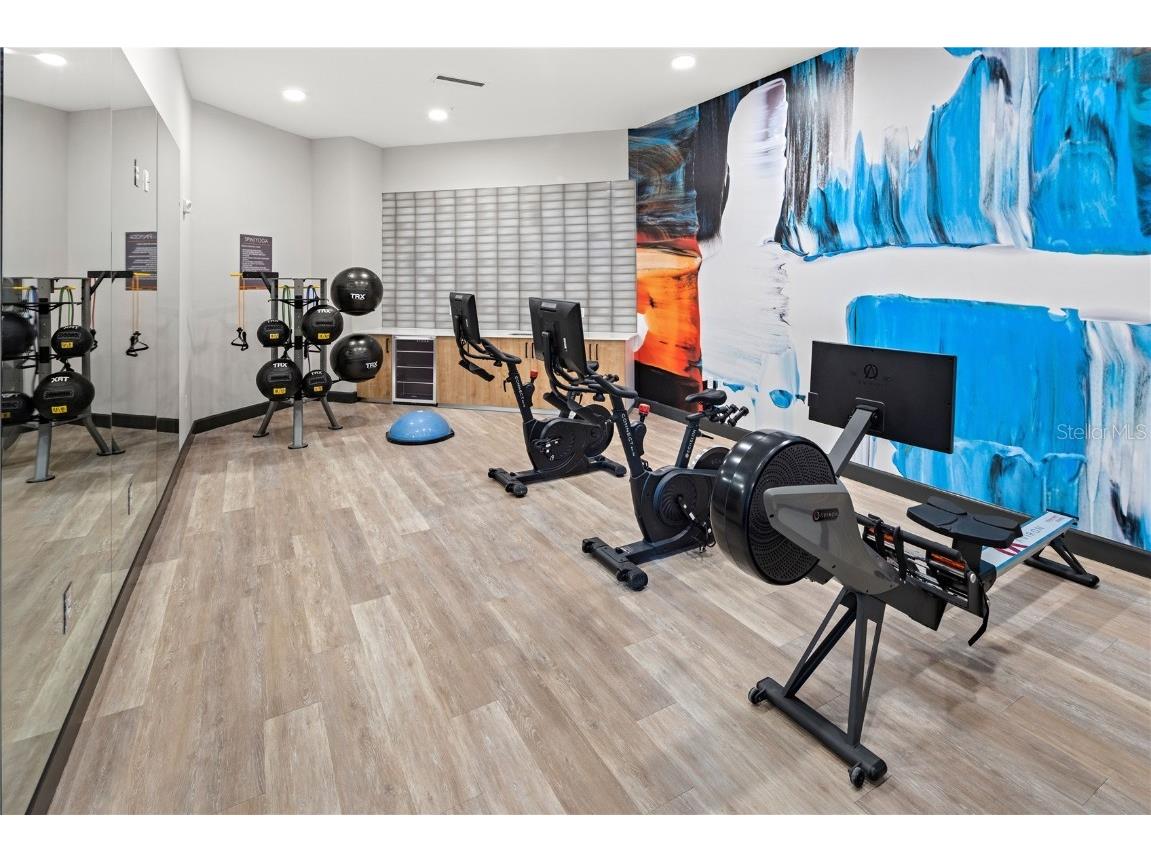 5256 International Drive #B1 Orlando FL 32819 O6357564 image23