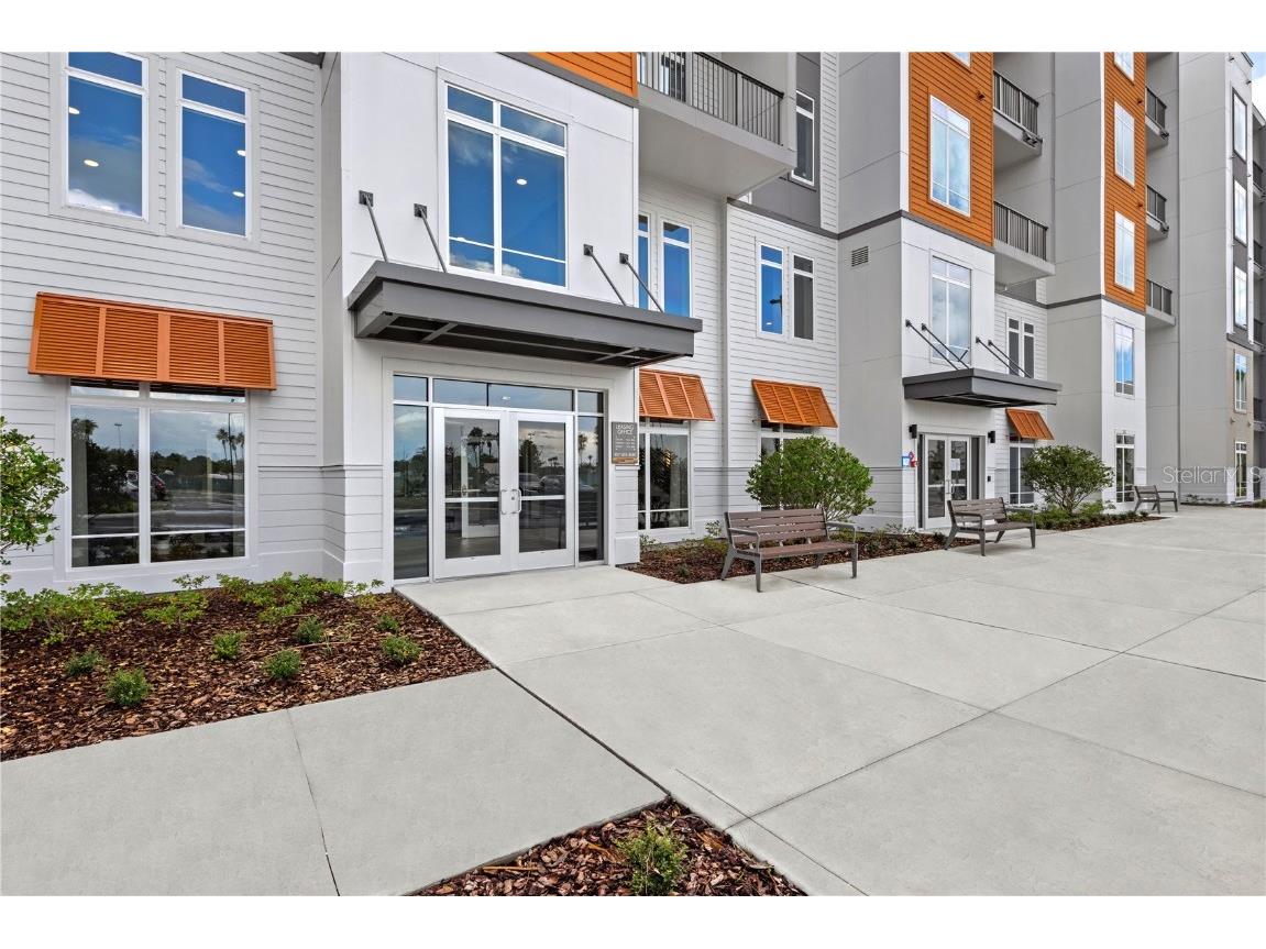 5256 International Drive #C2 Orlando FL 32819 O6357731 image2