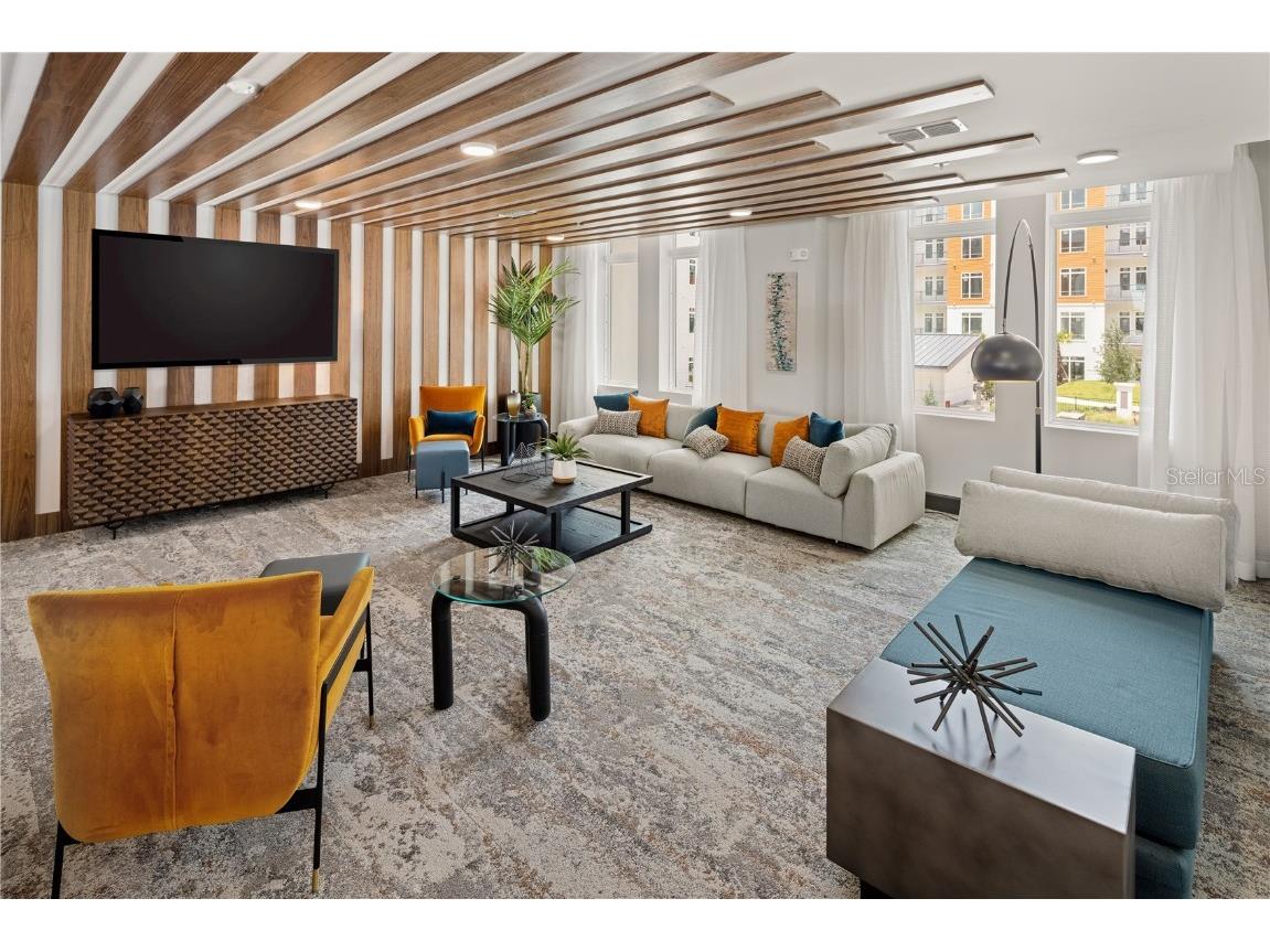 5256 International Drive #C2 Orlando FL 32819 O6357731 image33