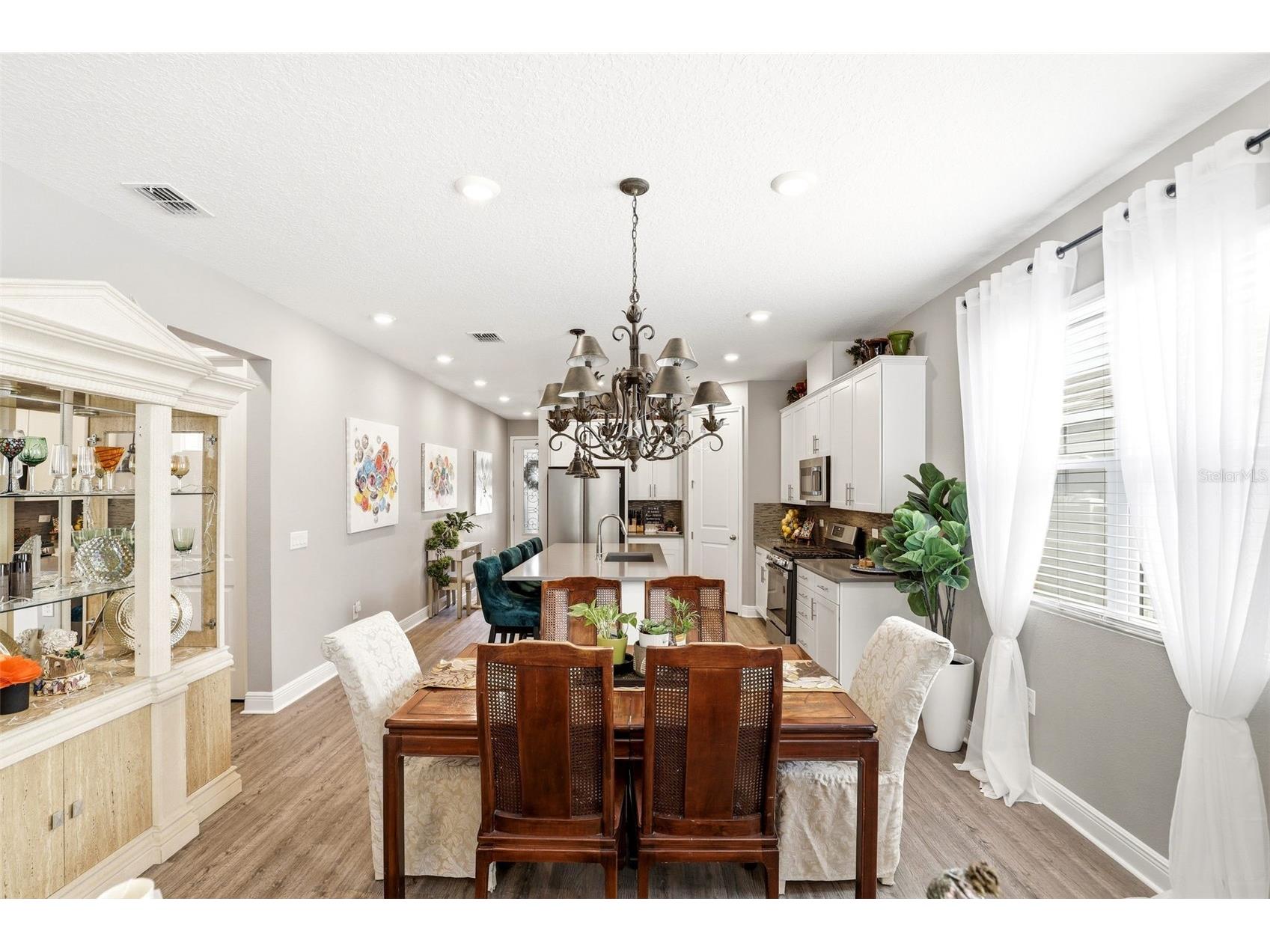 5256 Meadow Song Drive Okahumpka FL 34762 O6393685 image8