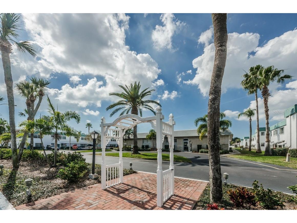 5257 81st Lane N #16 Saint Petersburg FL 33709 TB8343571 image32