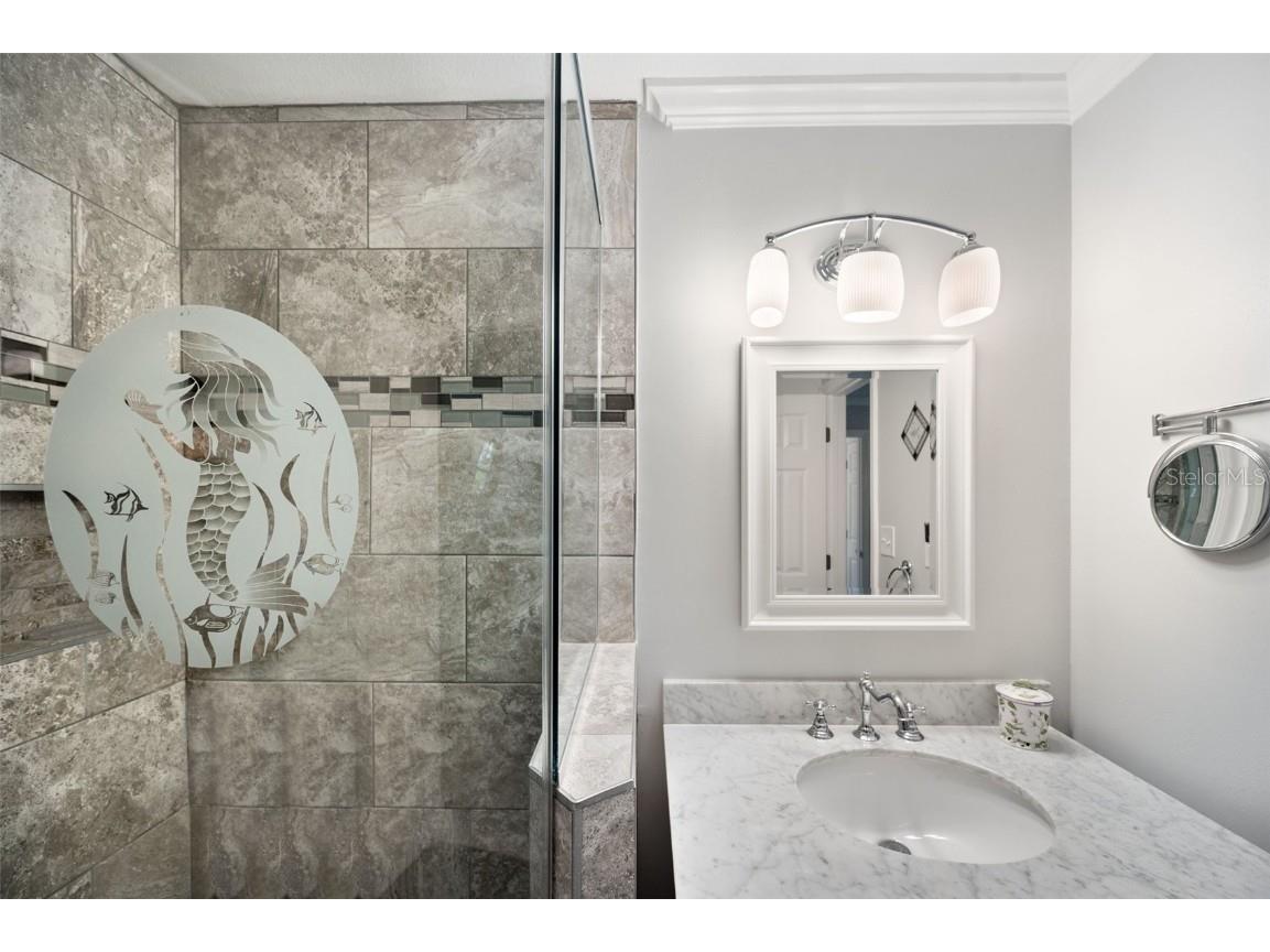 5257 Beach Drive SE #D Saint Petersburg FL 33705 U8250944 image32