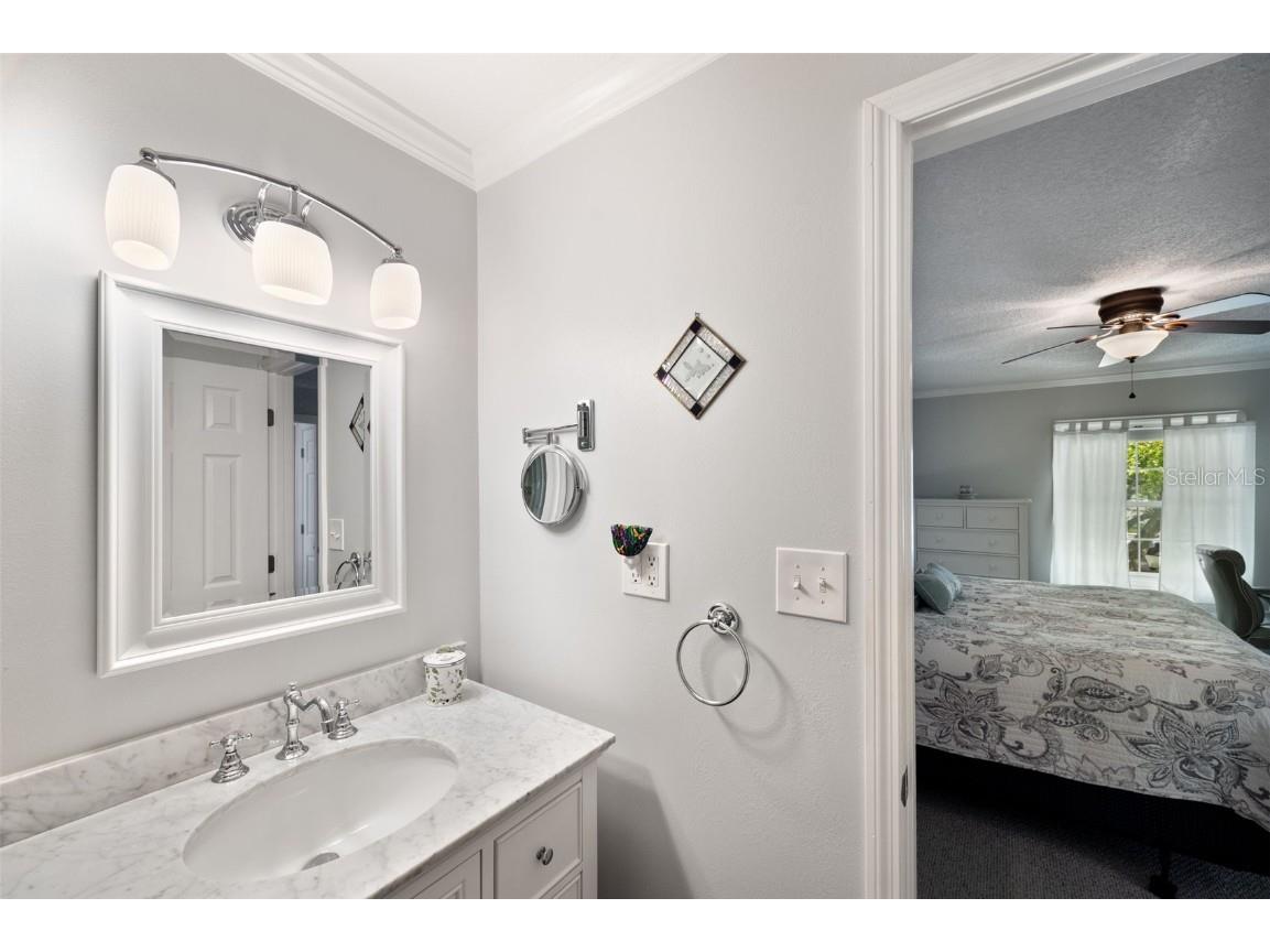 5257 Beach Drive SE #D Saint Petersburg FL 33705 U8250944 image33