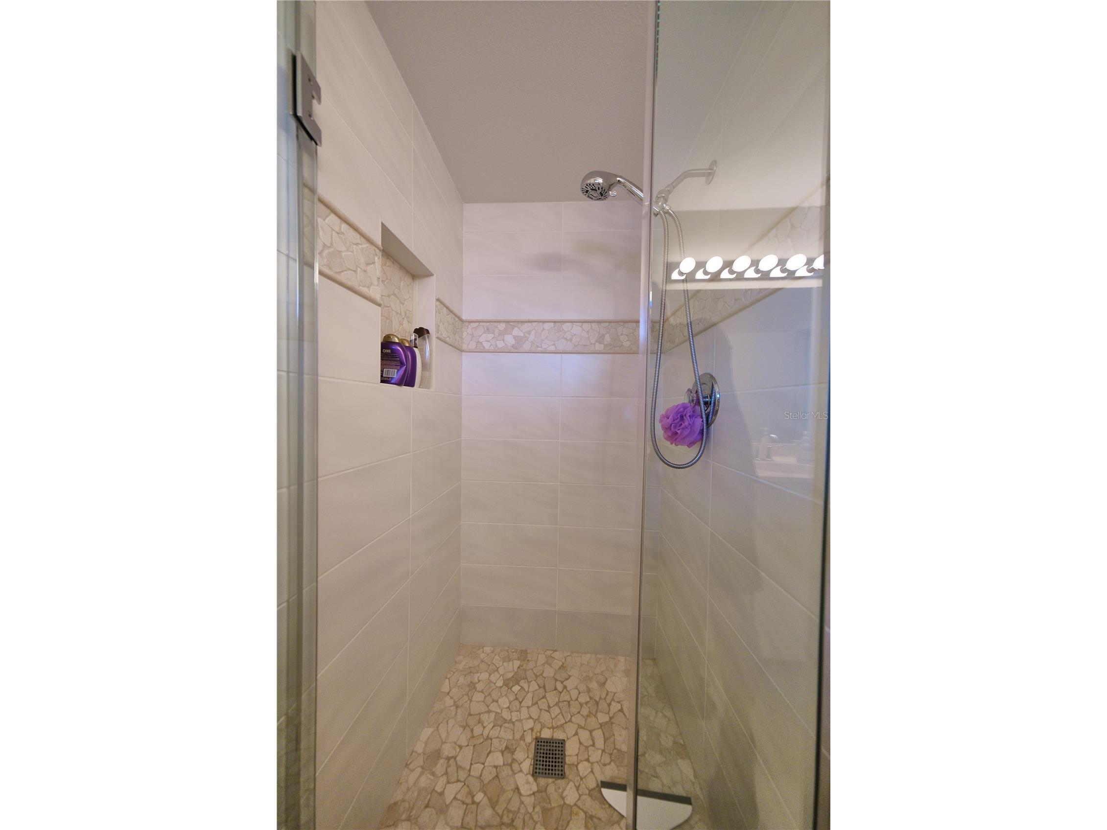 5257 Myrtle Way #29 Sarasota FL 34235 A4687062 image24