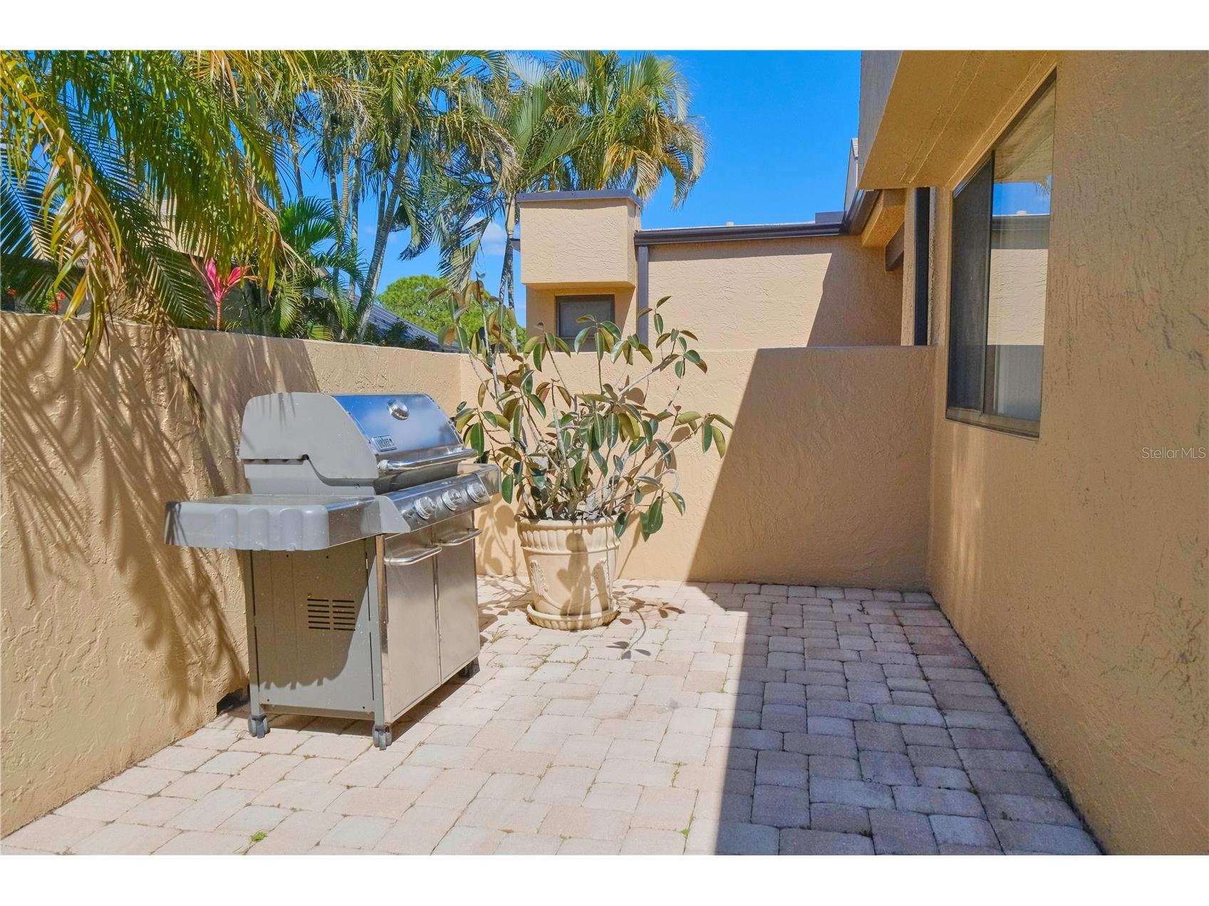 5257 Myrtle Way #29 Sarasota FL 34235 A4687062 image3