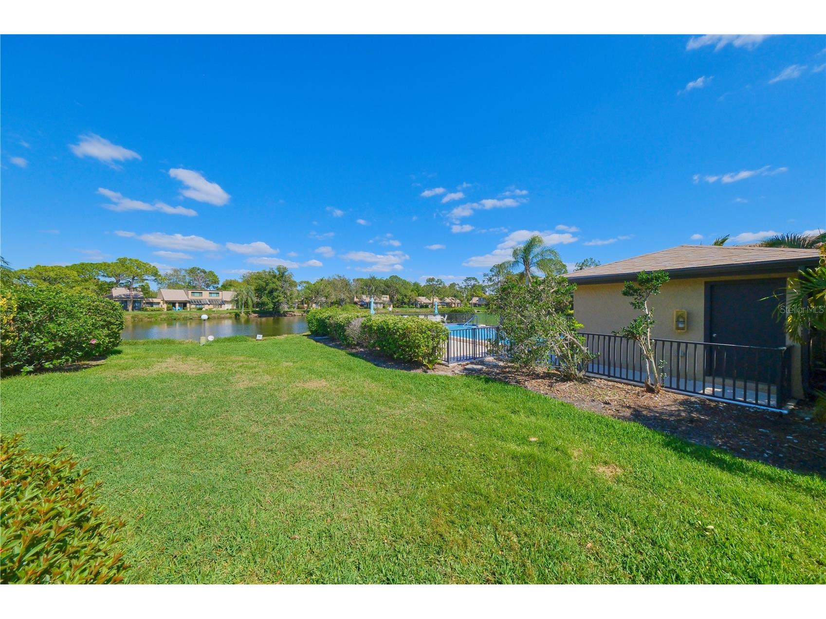 5257 Myrtle Way #29 Sarasota FL 34235 A4687062 image33
