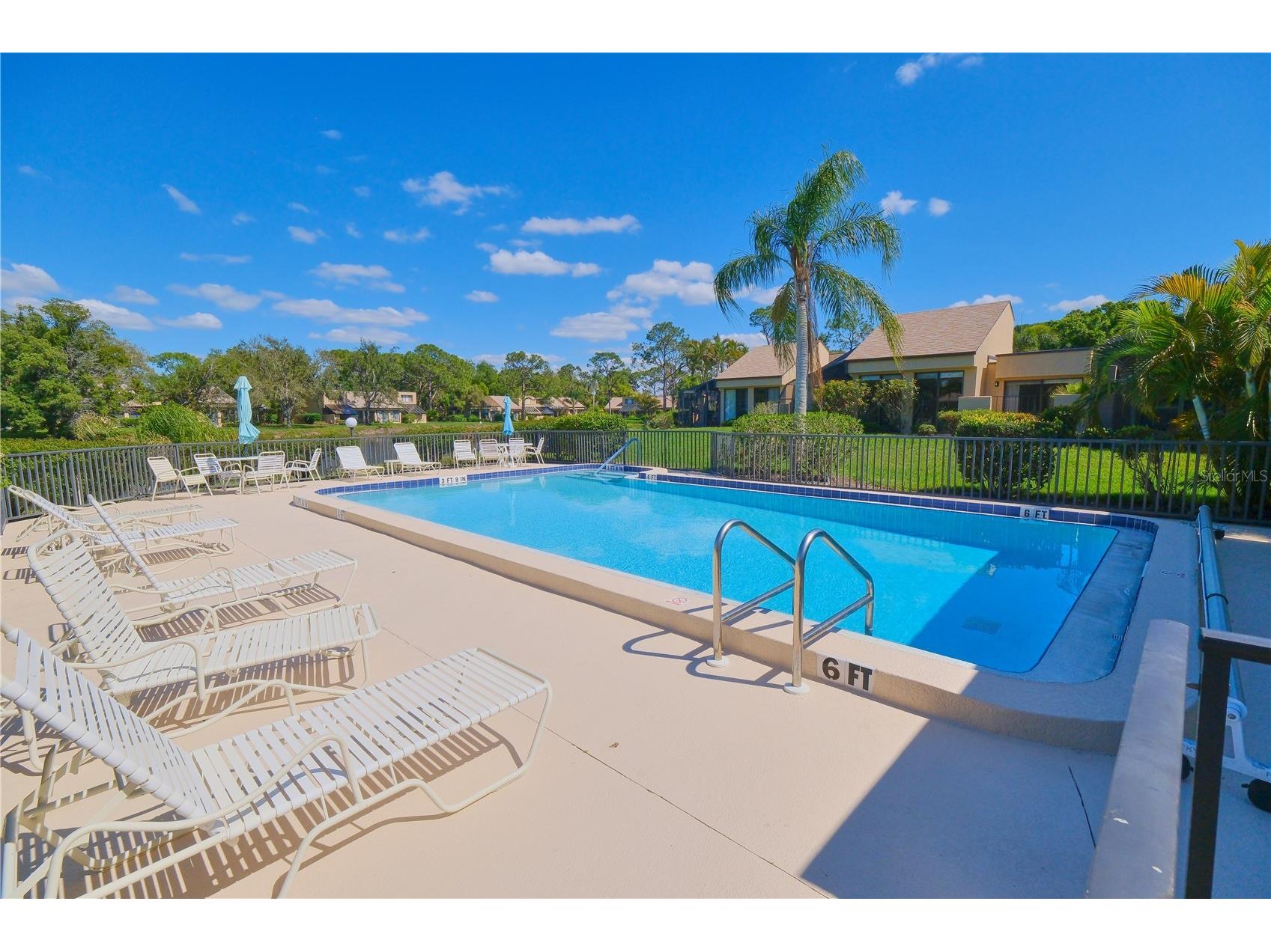 5257 Myrtle Way #29 Sarasota FL 34235 A4687062 image37