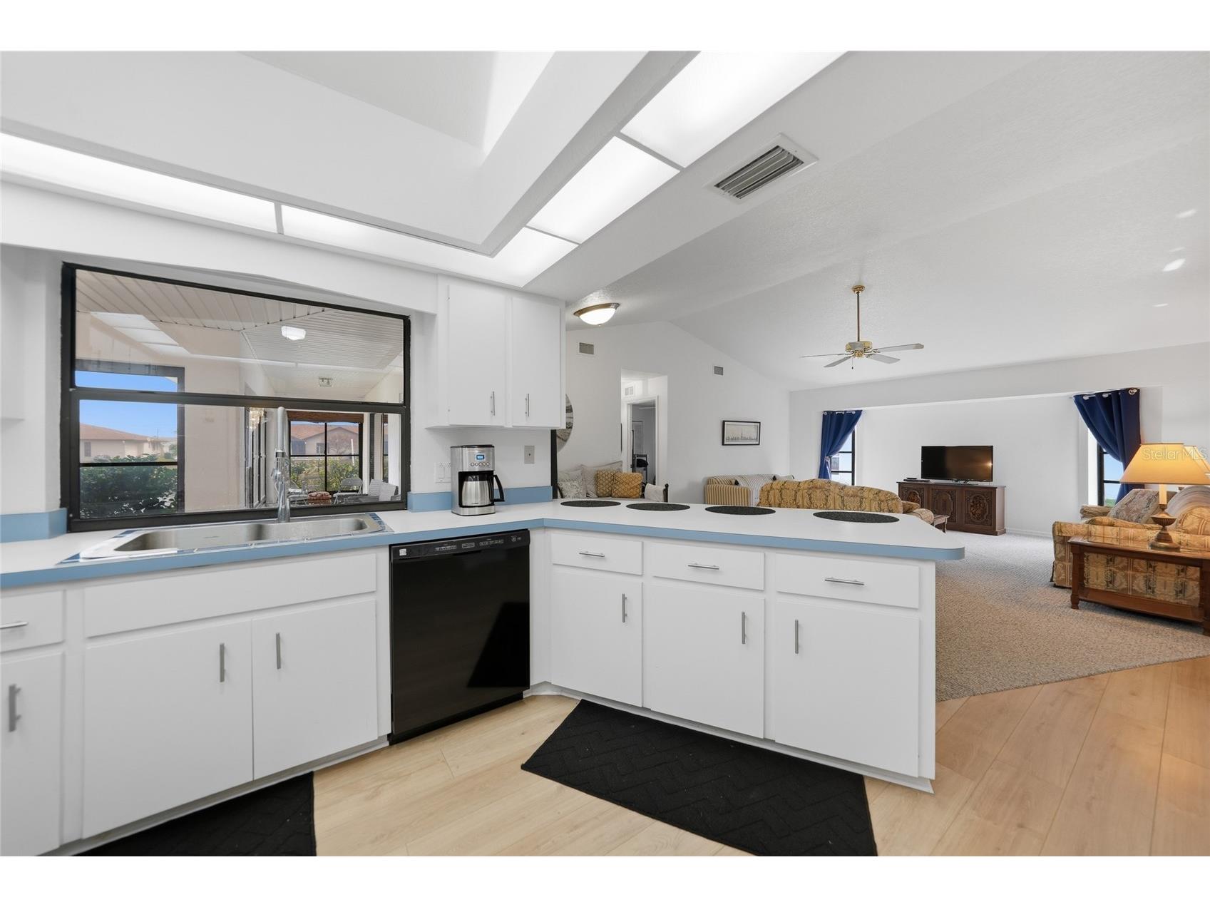 5258 Boyle Terrace Port Charlotte FL 33981 - BOYLE WATERWAY D6146295 image13