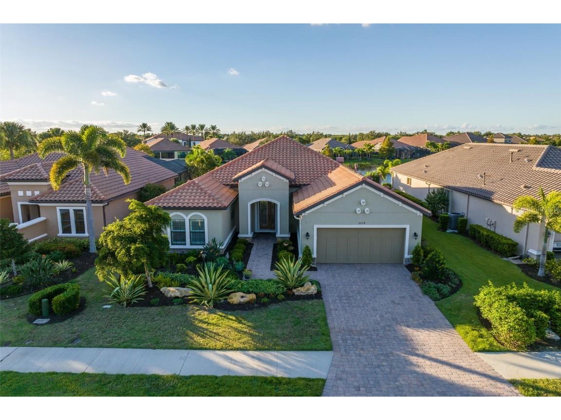 5258 Castello Lane Bradenton FL 34211 A4593921 image1