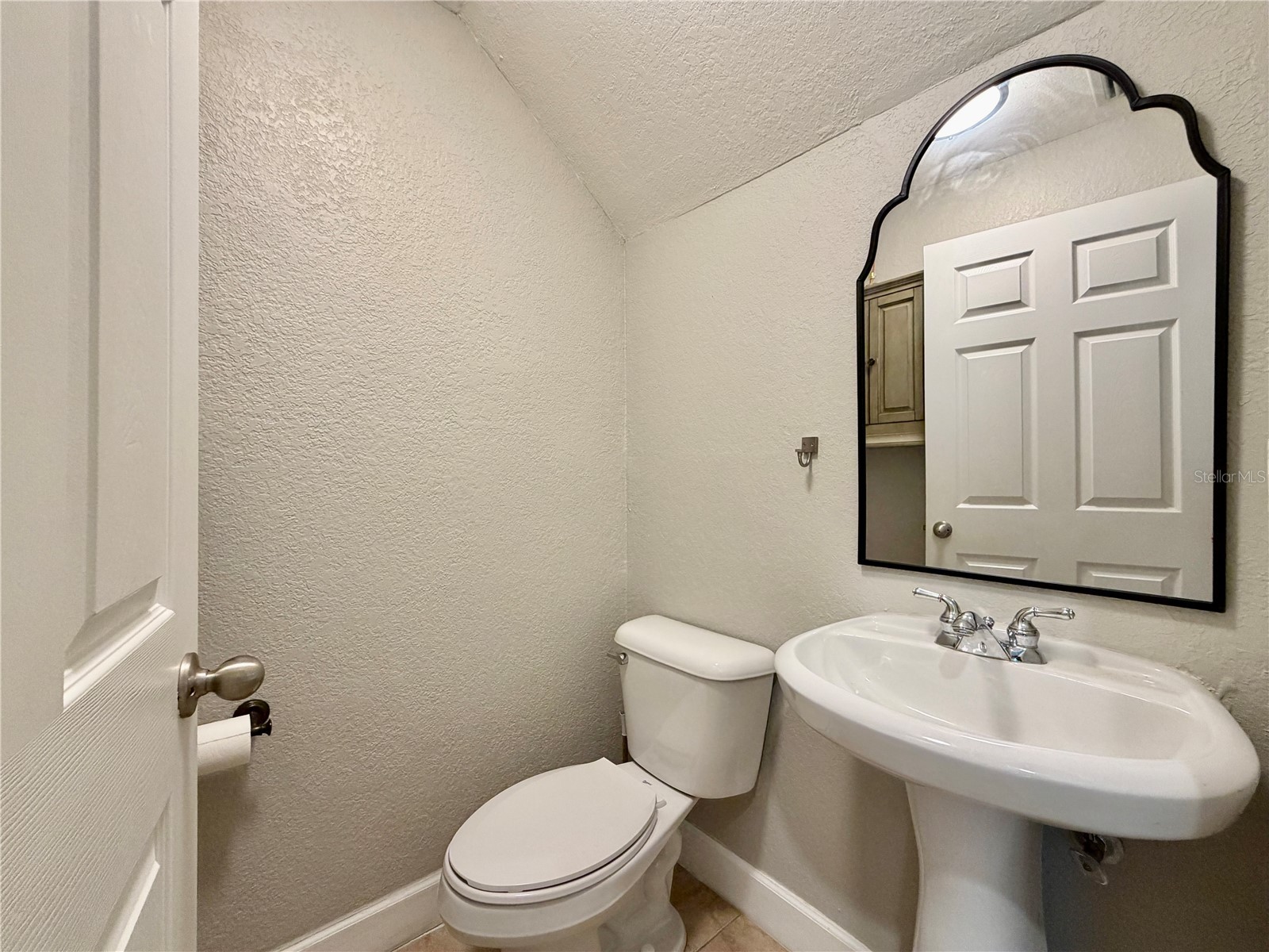 526 101st Avenue N Saint Petersburg FL 33702 TB8522155 image10
