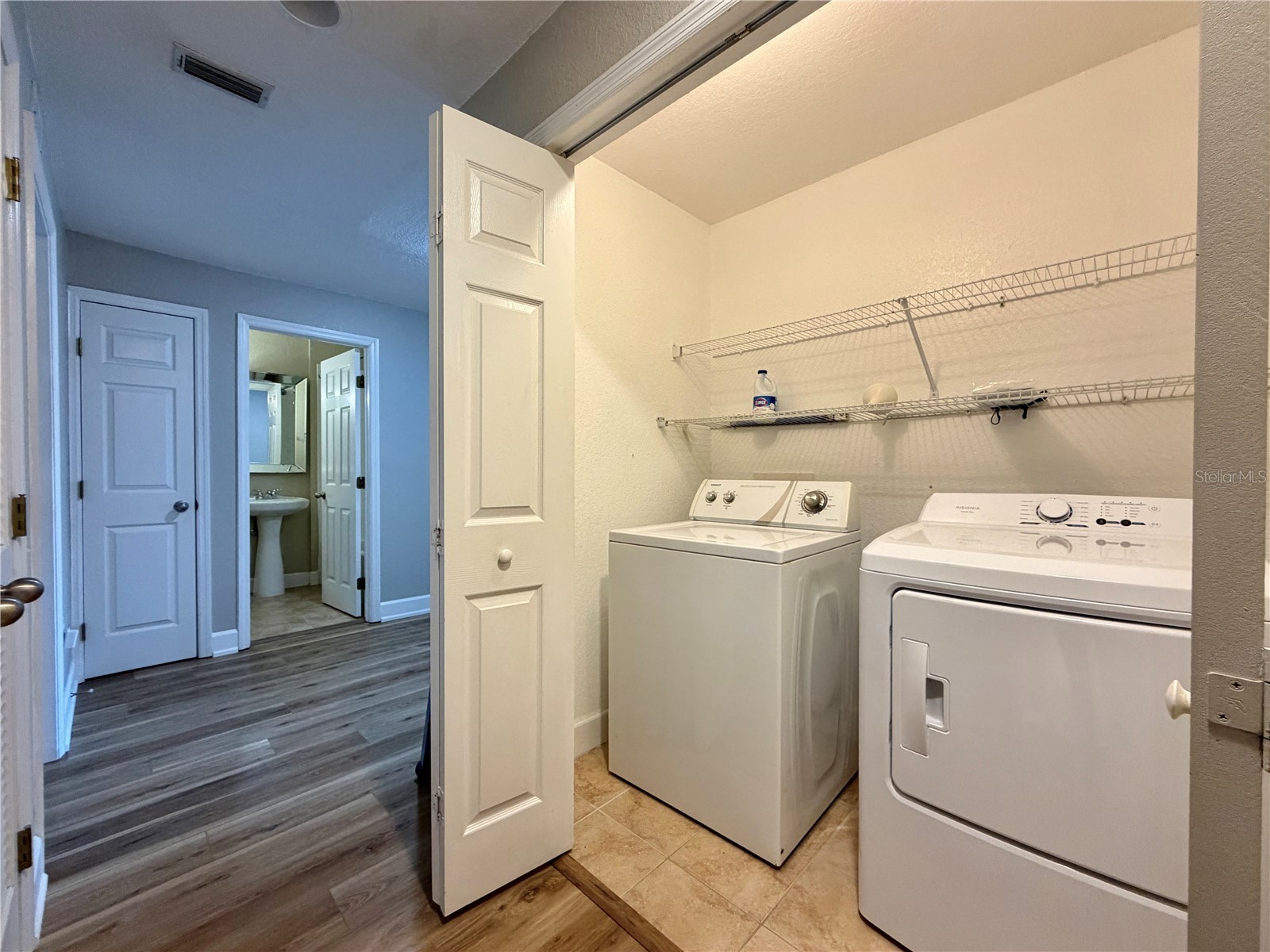 526 101st Avenue N Saint Petersburg FL 33702 TB8522155 image15