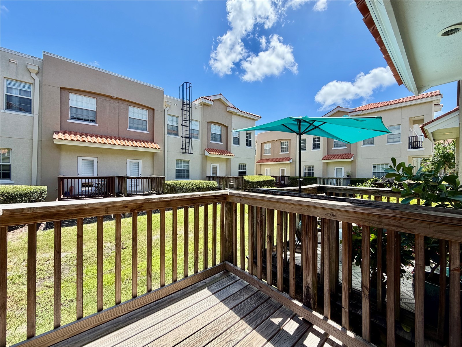 526 101st Avenue N Saint Petersburg FL 33702 TB8522155 image30