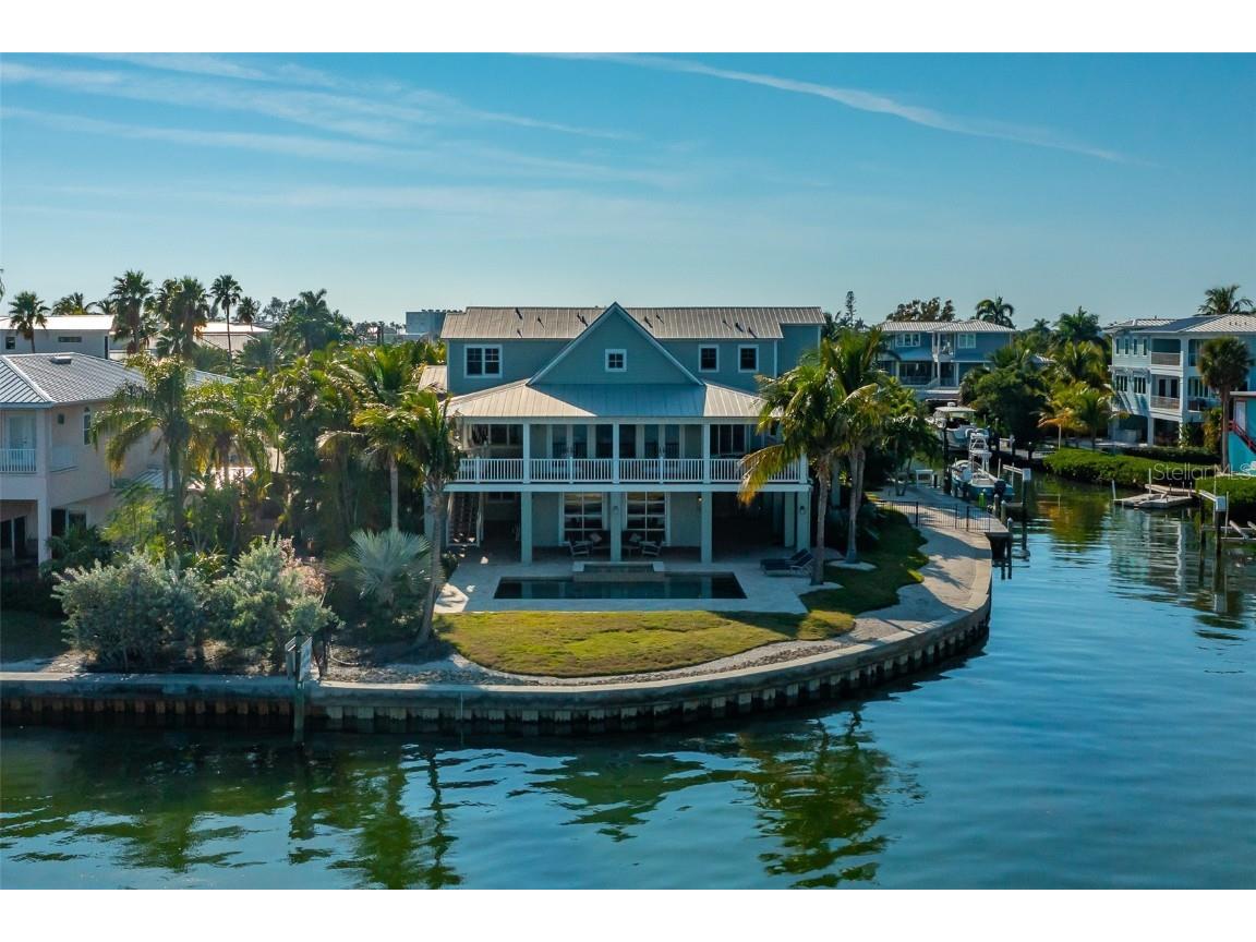 526 56th Street Holmes Beach FL 34217 A4673145 image1