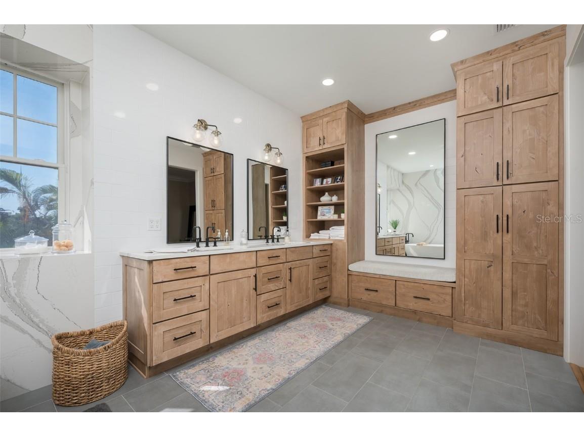 526 56th Street Holmes Beach FL 34217 A4673145 image38