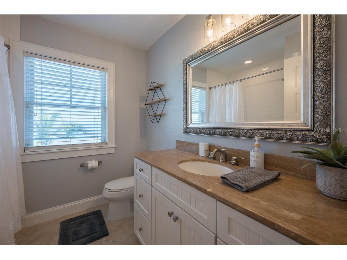 526 56th Street Holmes Beach FL 34217 A4673145 image47