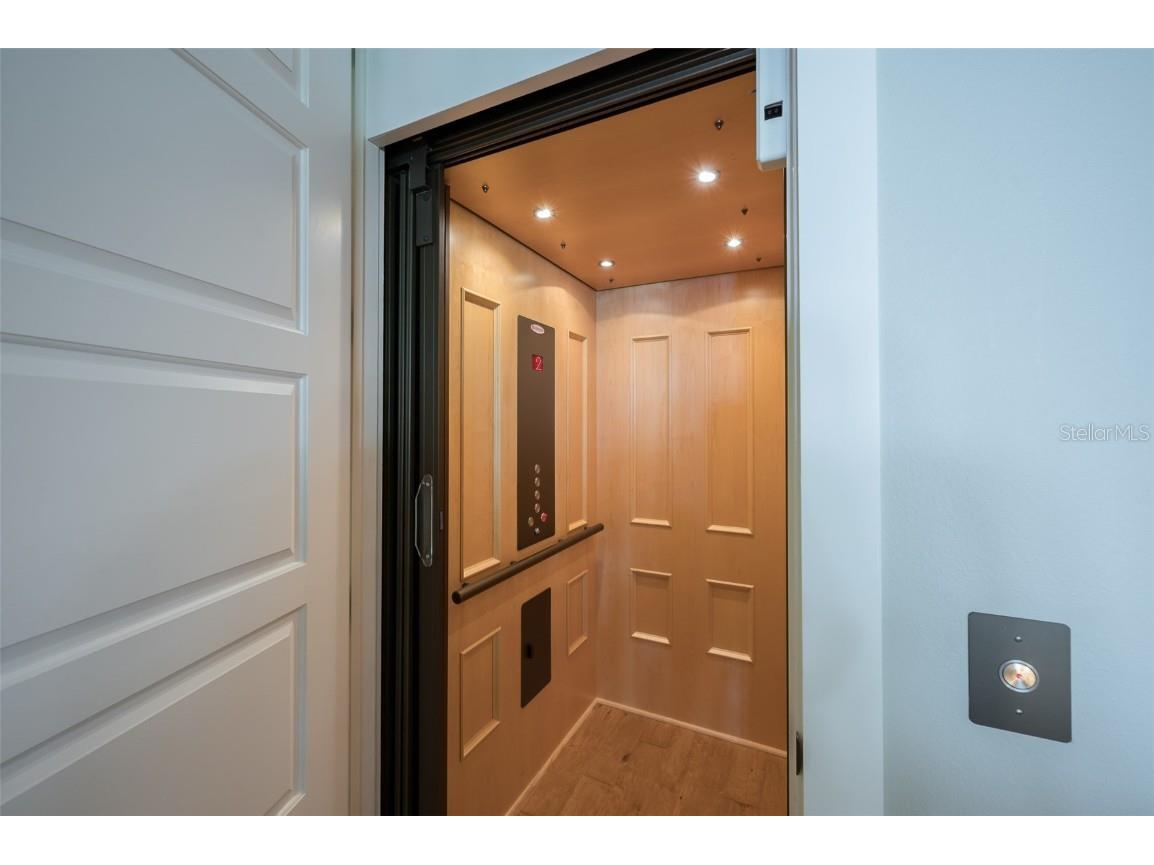 526 56th Street Holmes Beach FL 34217 A4673145 image56