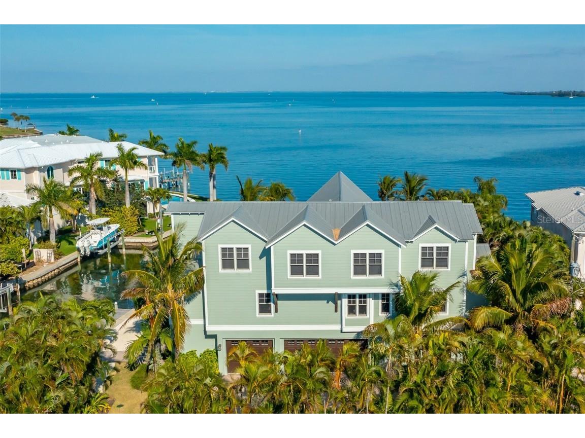 526 56th Street Holmes Beach FL 34217 A4673145 image7