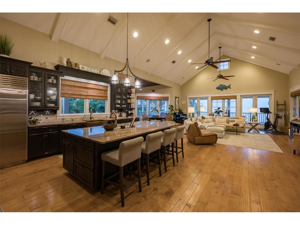 526 56th Street Holmes Beach FL 34217 A4673145 image94