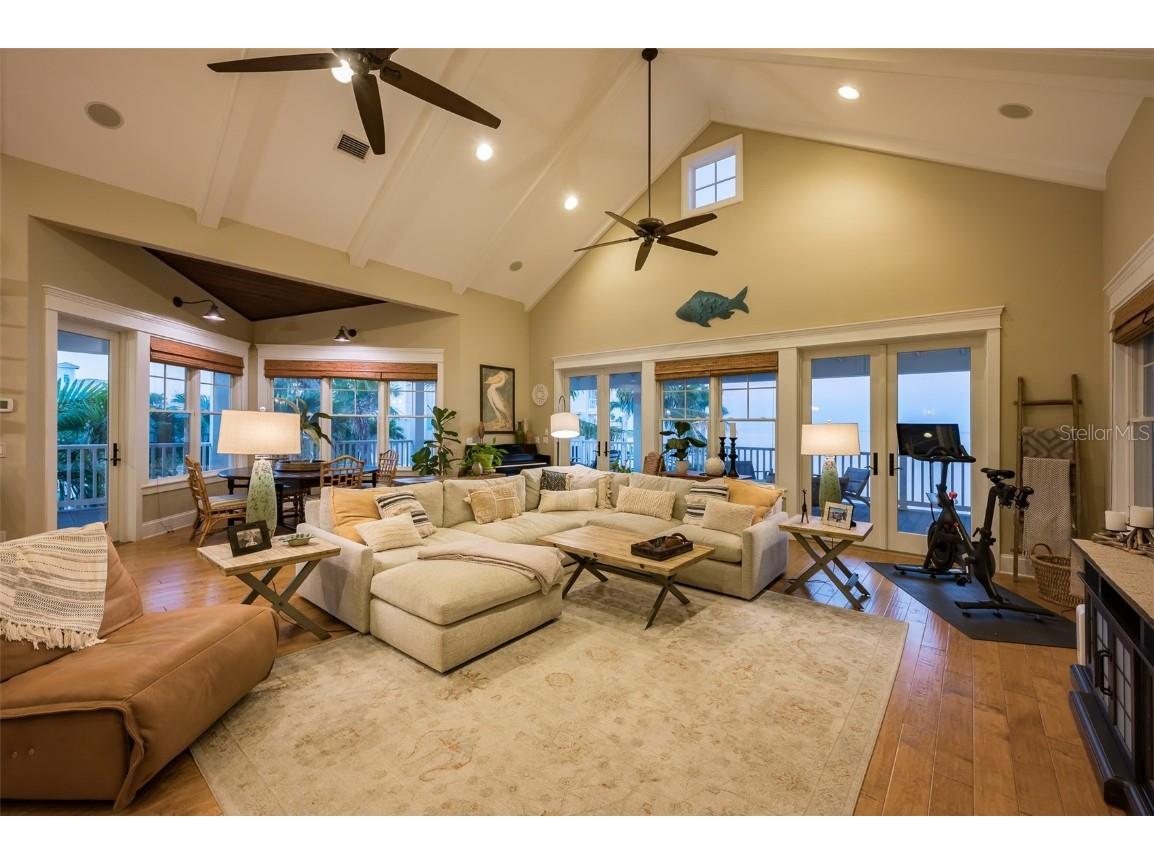 526 56th Street Holmes Beach FL 34217 A4673145 image96