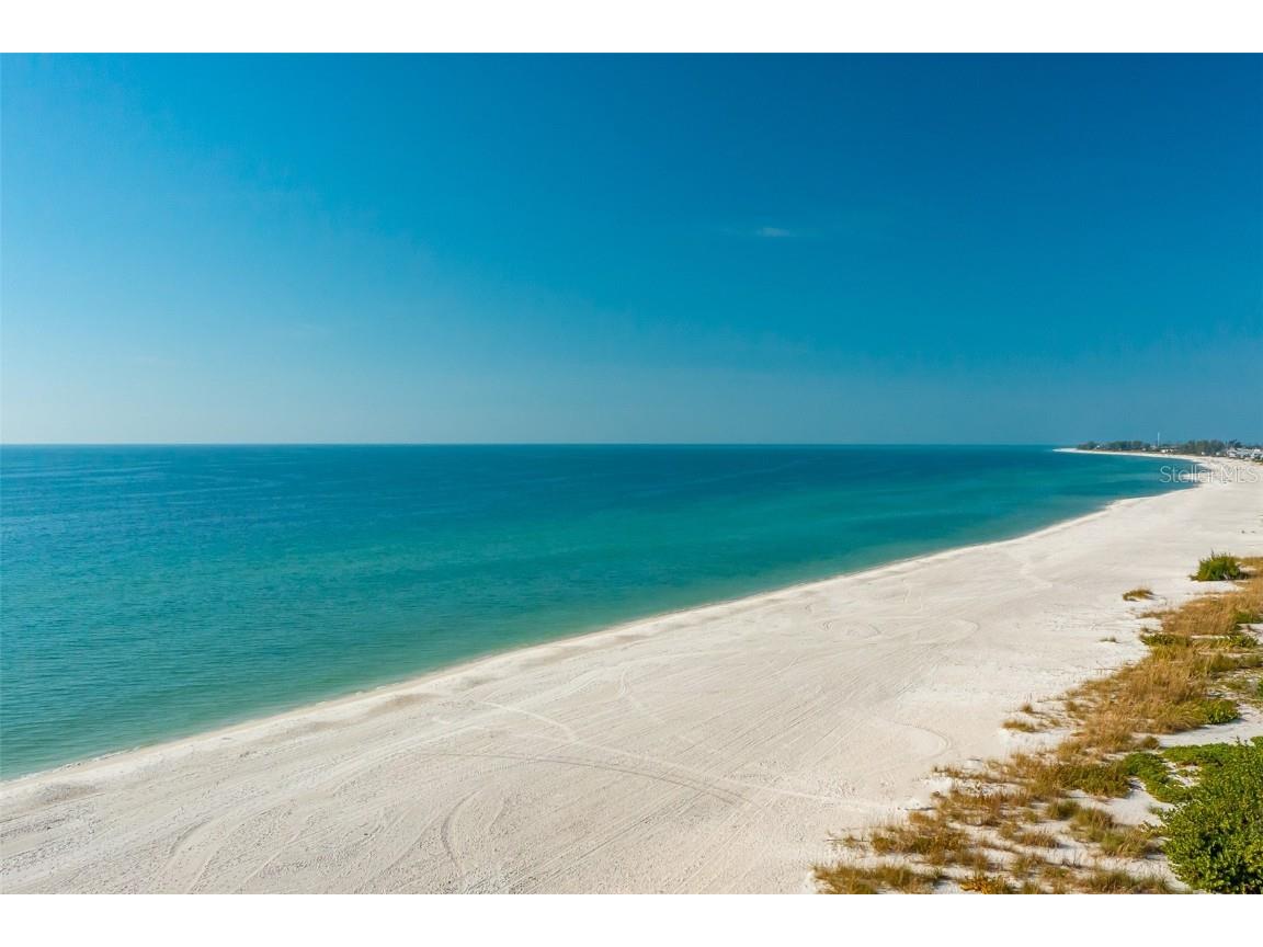 526 56th Street Holmes Beach FL 34217 A4673145 image98