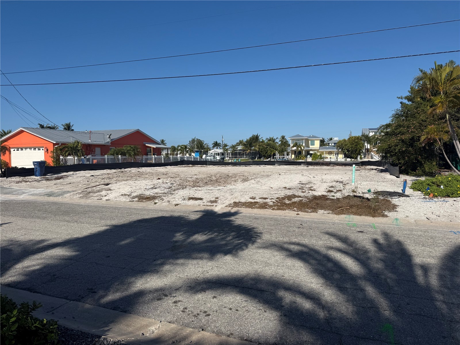 526 67th Street Holmes Beach FL 34217 L4958232 image1