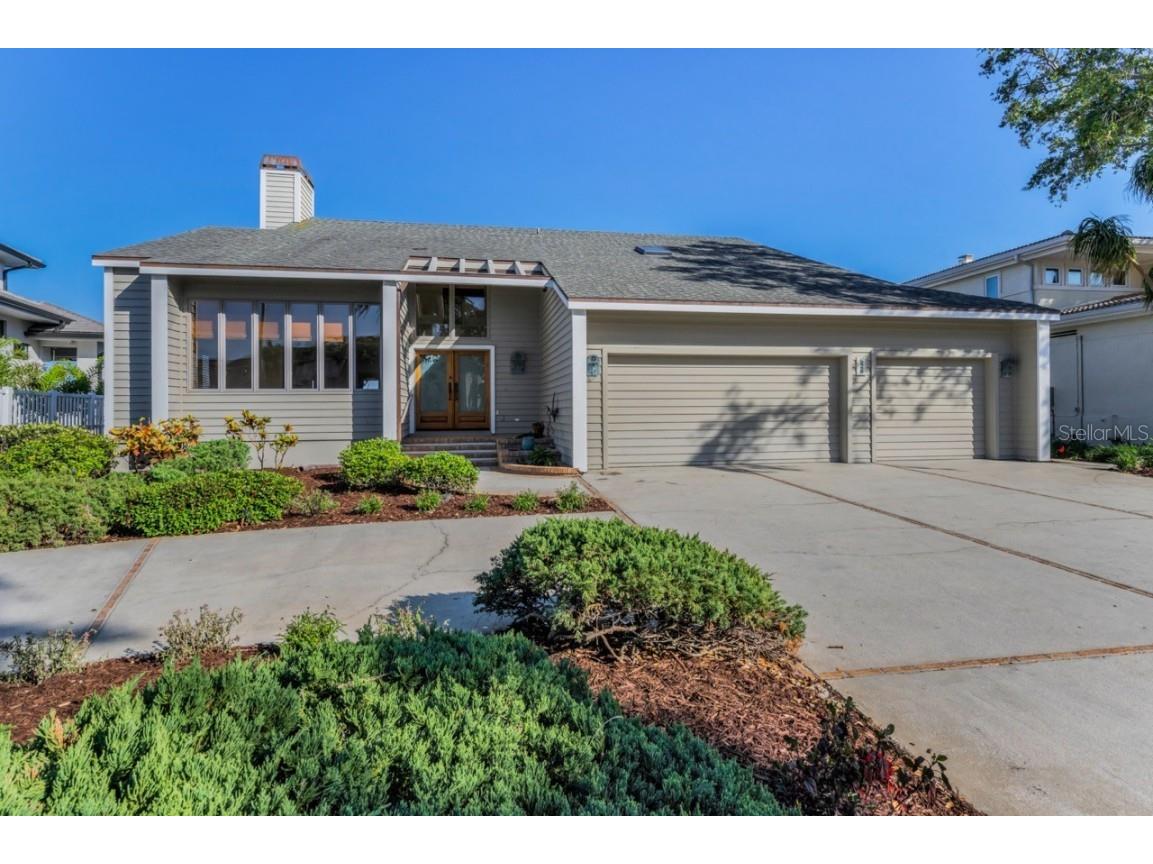 526 Belle Isle Avenue Belleair Beach FL 33786 U8245827 image1