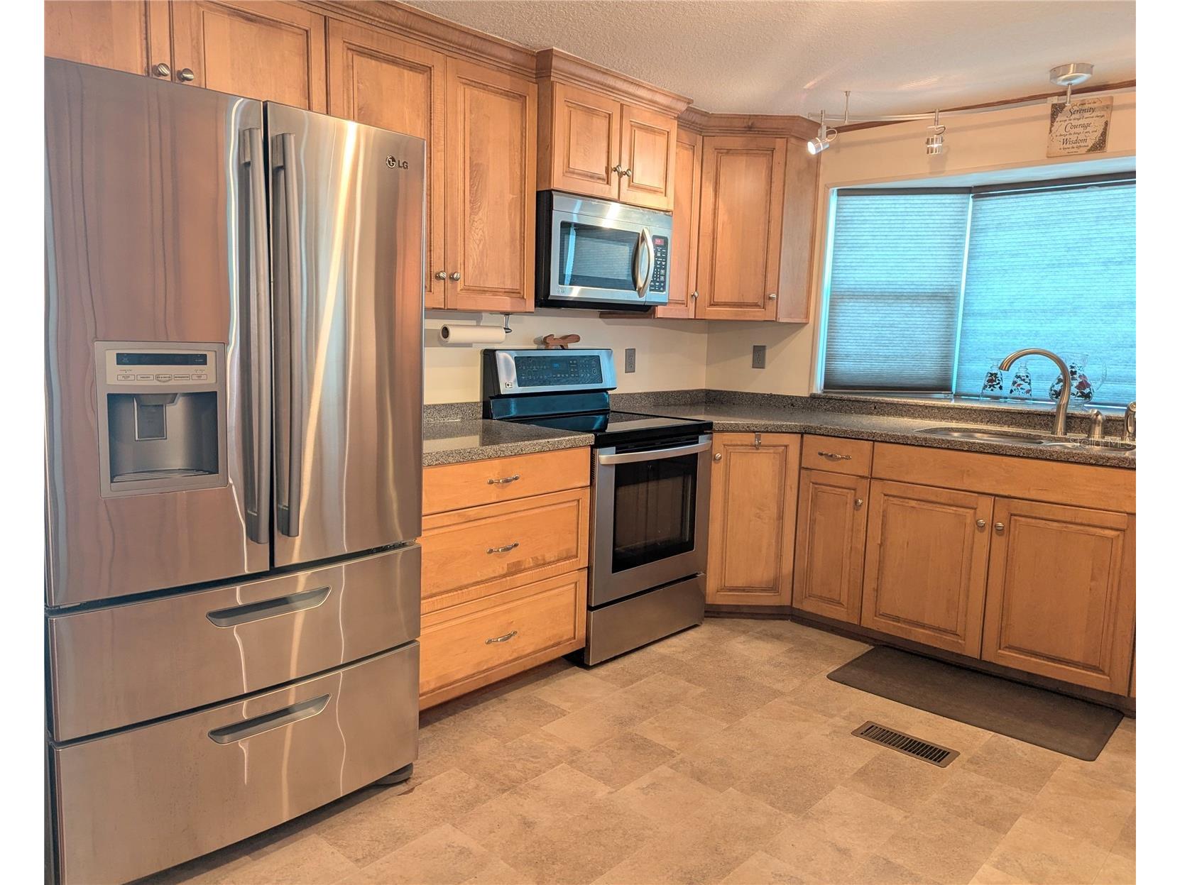 526 Cassandra Lane Lakeland FL 33809 L4962313 image6