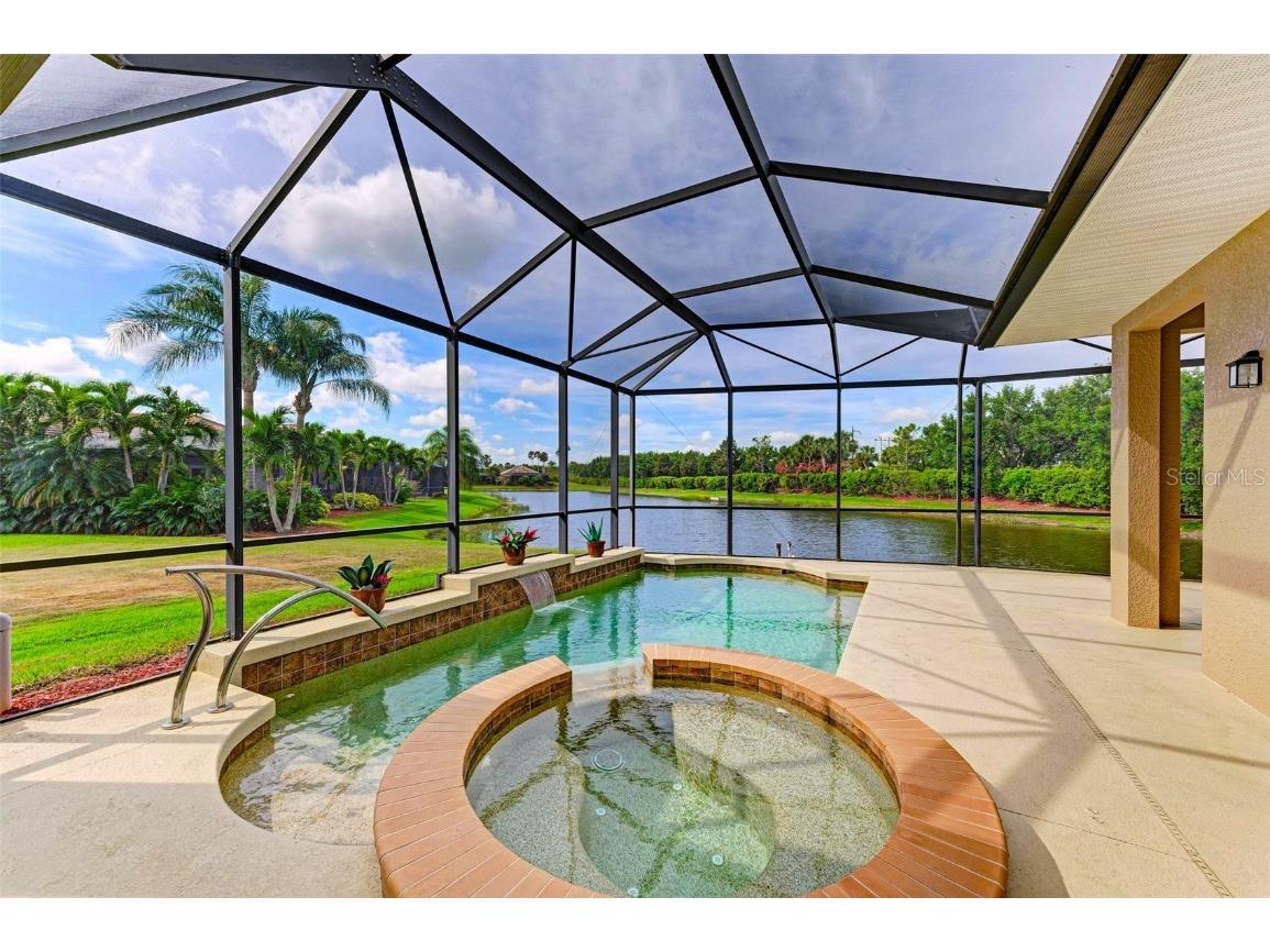 526 Grand Preserve Cove Bradenton FL 34212 A4565422 image1