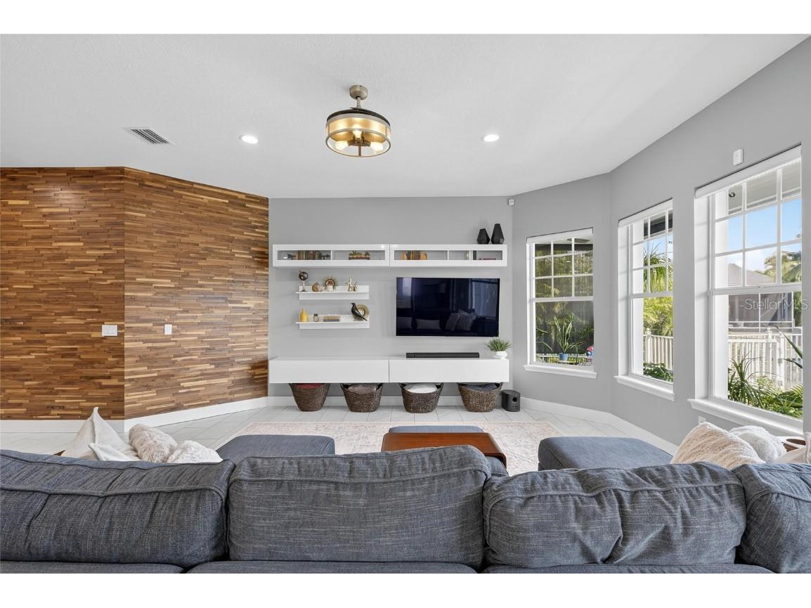 526 Islebay Drive Apollo Beach FL 33572 TB8434879 image19