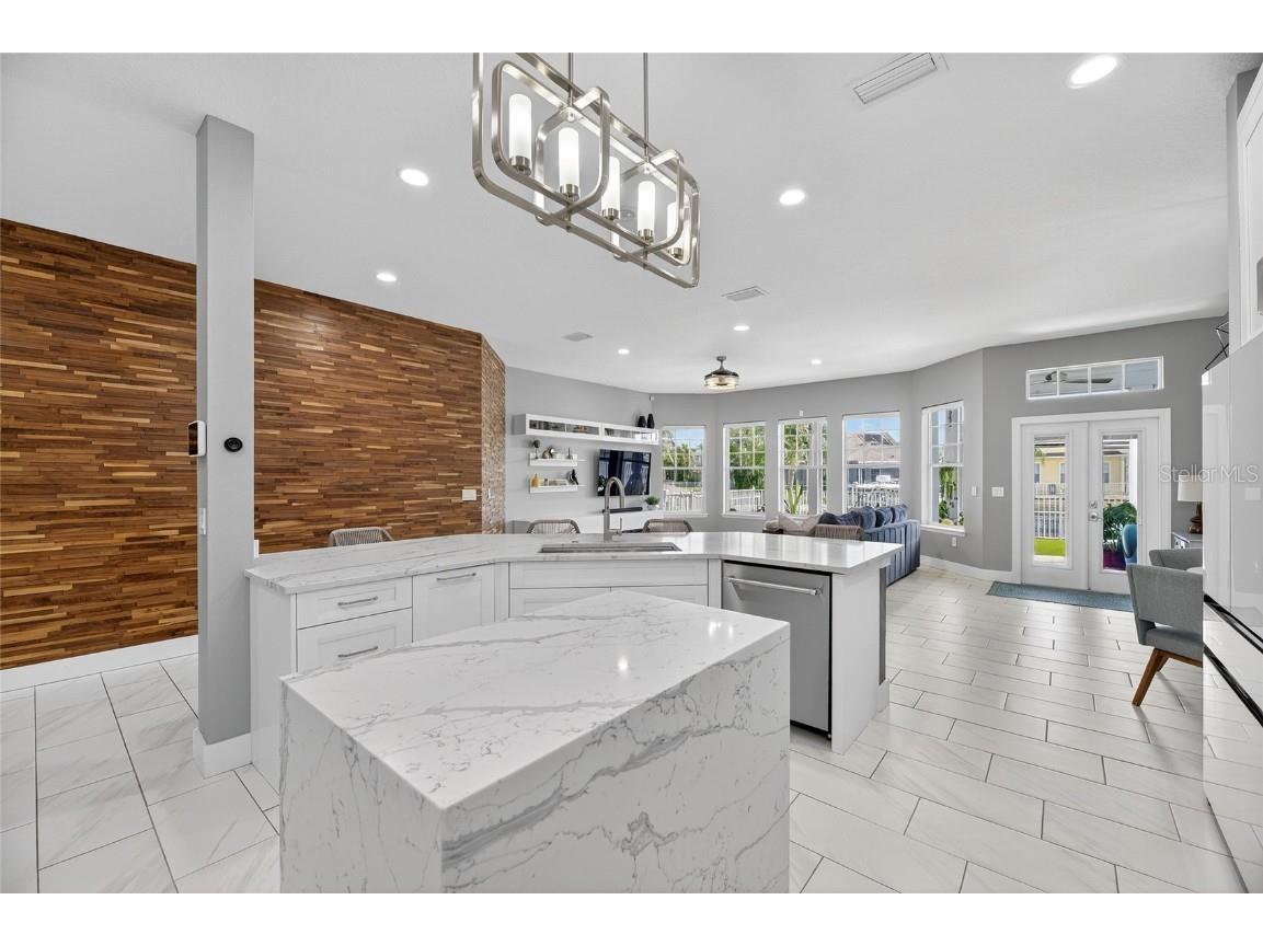 526 Islebay Drive Apollo Beach FL 33572 TB8434879 image24