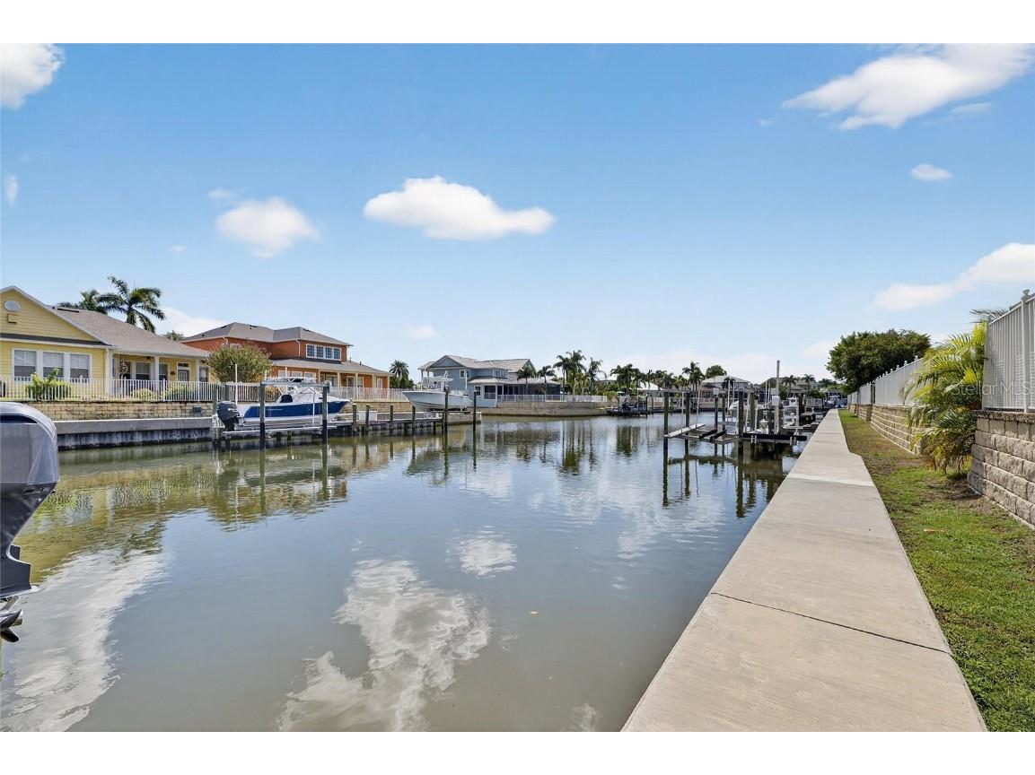 526 Islebay Drive Apollo Beach FL 33572 TB8434879 image63