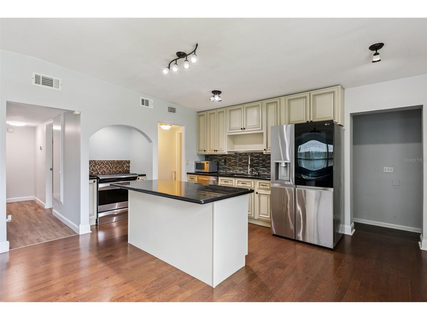 526 N Hampton Avenue Orlando FL 32803 O6422085 image12