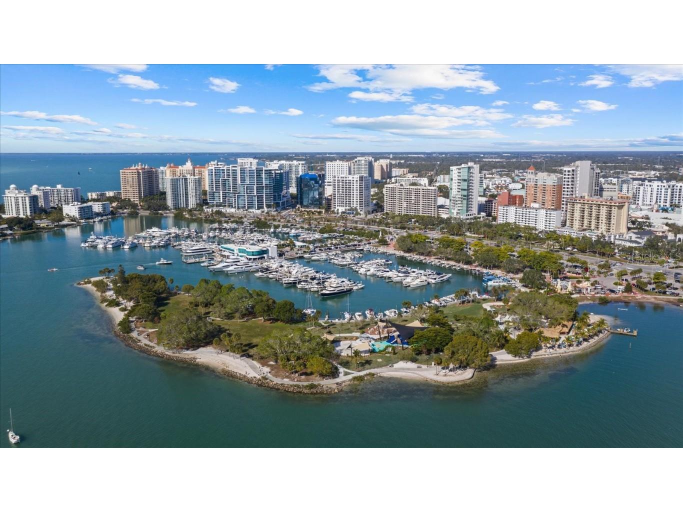 526 N Spoonbill Drive Sarasota FL 34236 A4673308 image30