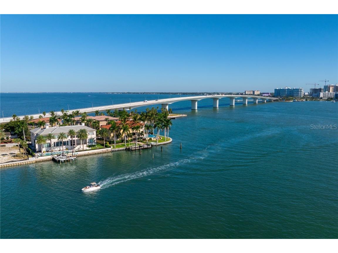 526 N Spoonbill Drive Sarasota FL 34236 - DOLPHIN WATERWAY A4674712 image23