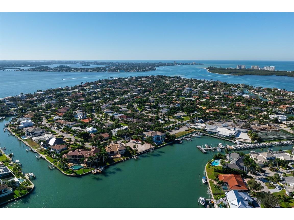 526 N Spoonbill Drive Sarasota FL 34236 - DOLPHIN WATERWAY A4674712 image32
